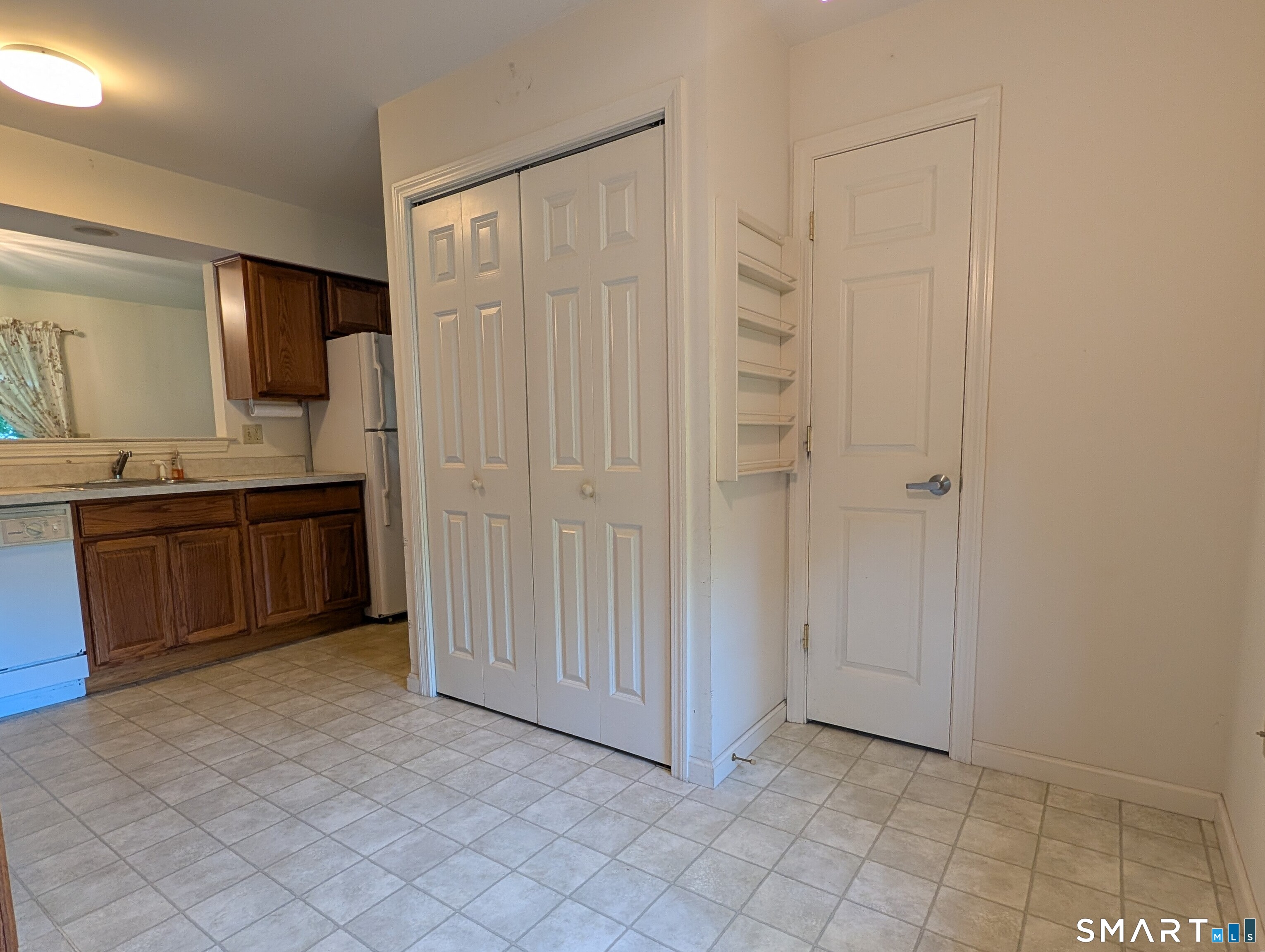 8 Sycamore Drive Unit: A