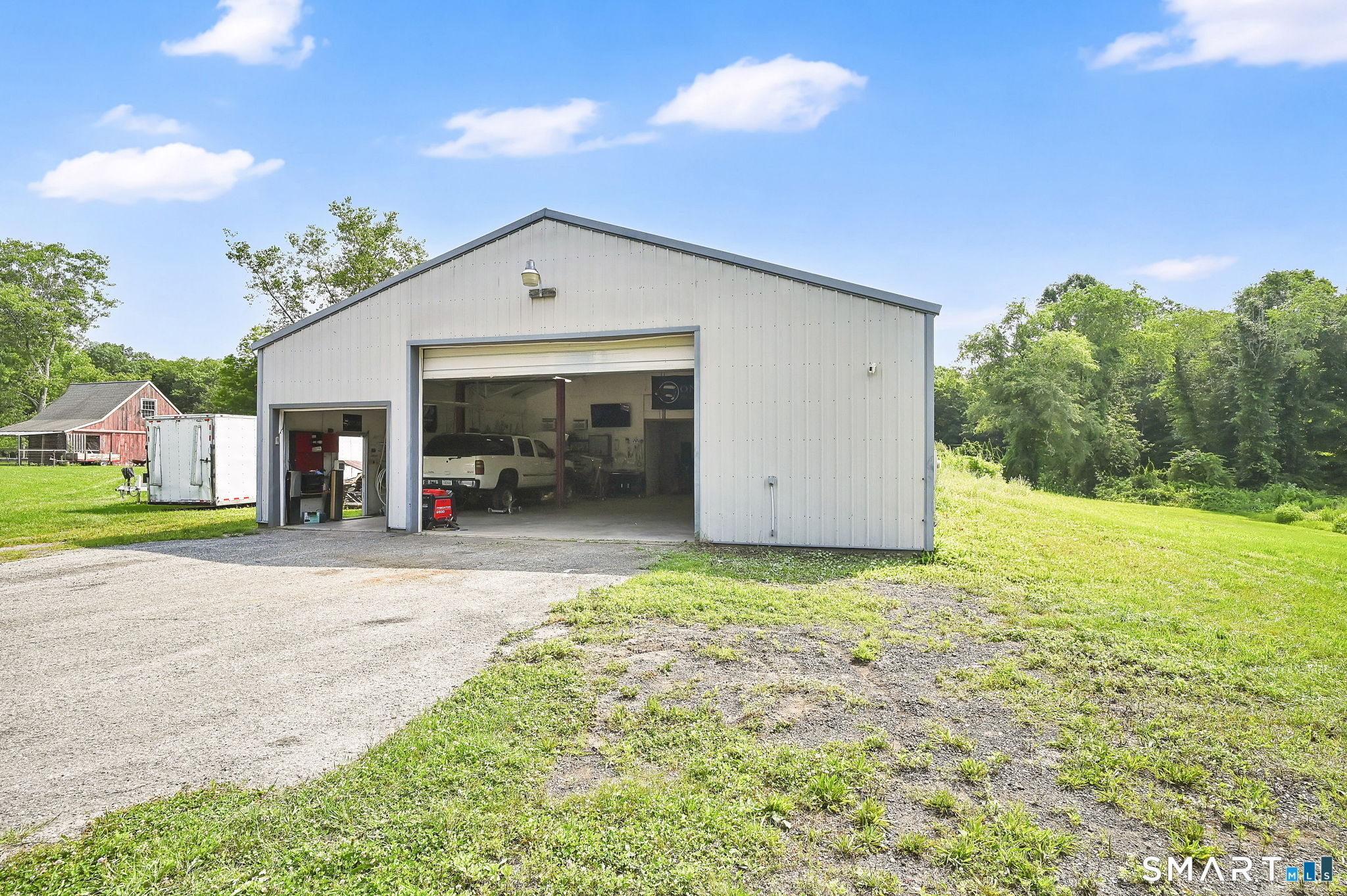 233 Kemp Road