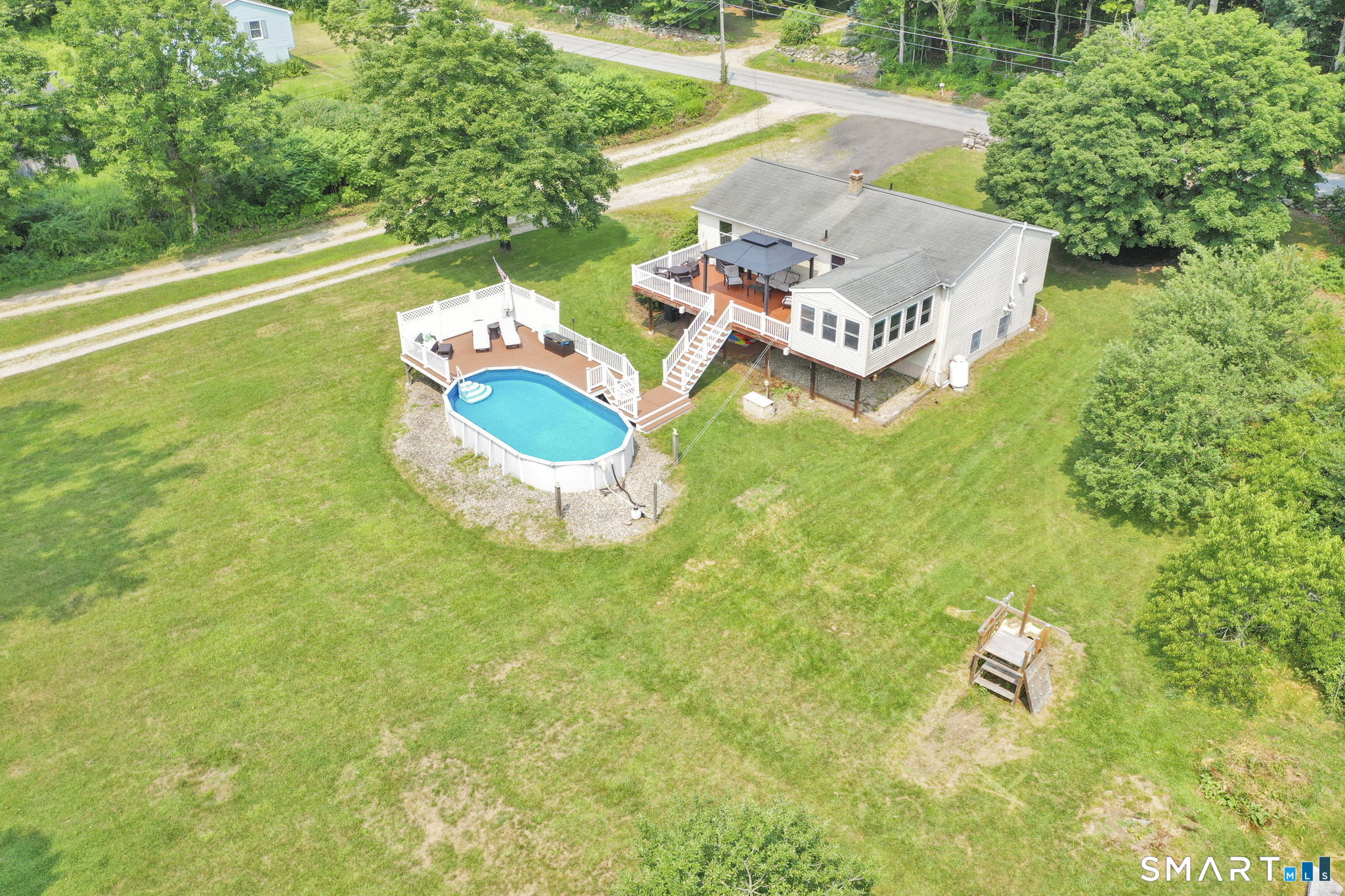 233 Kemp Road