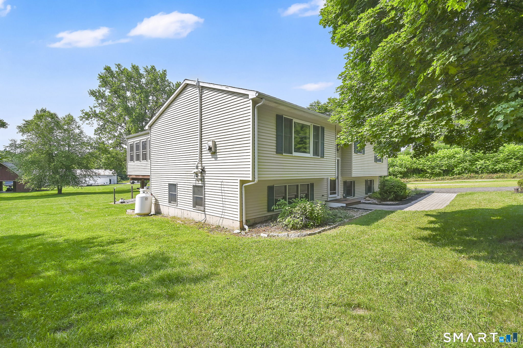 233 Kemp Road