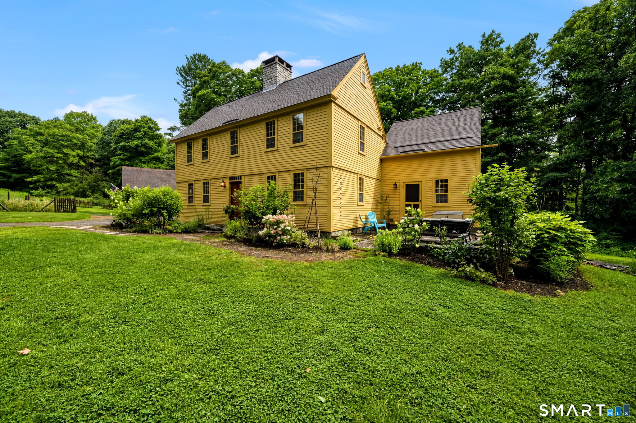 25 Old Turnpike Road