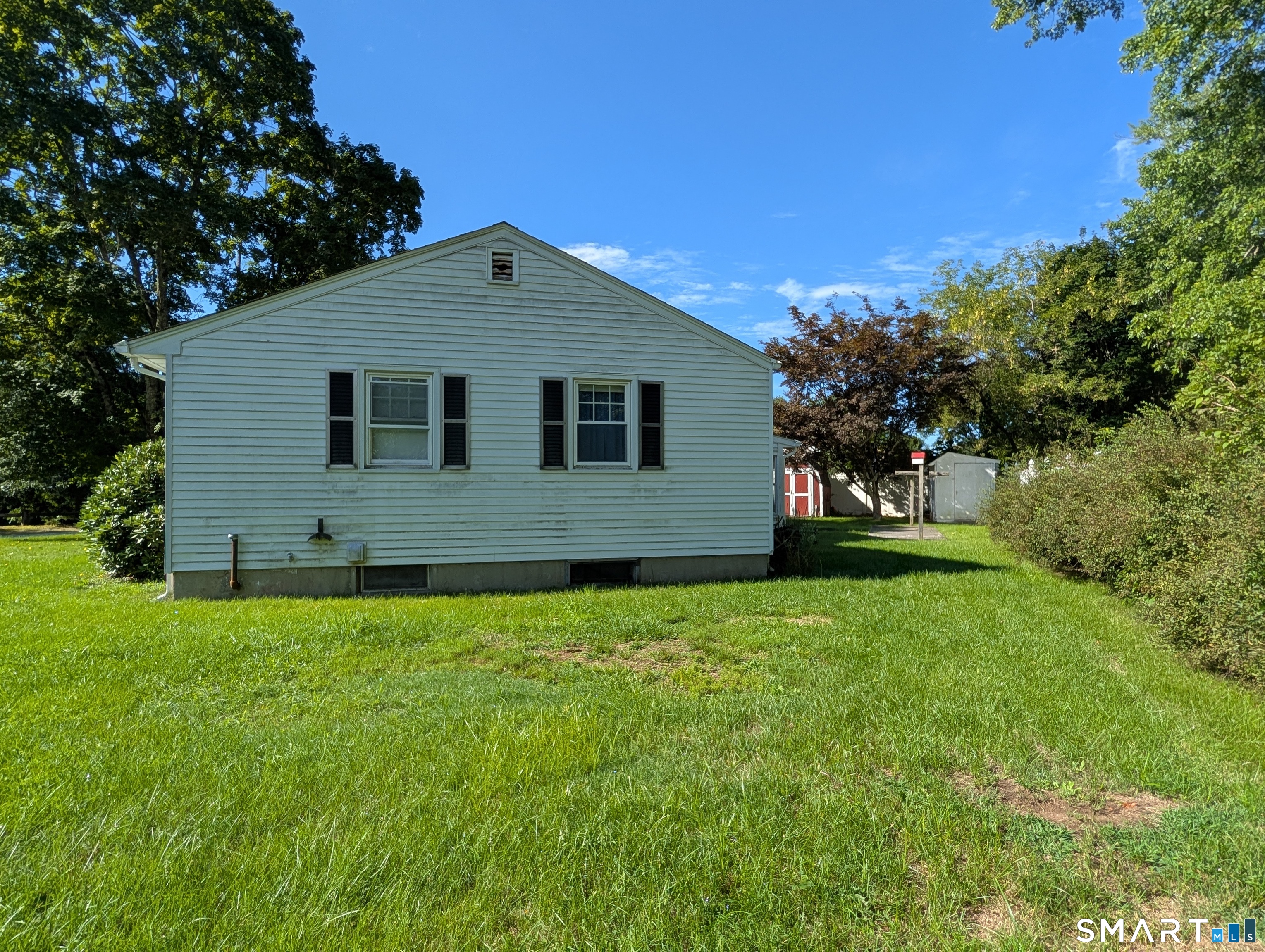 116 Meadowbrook Lane