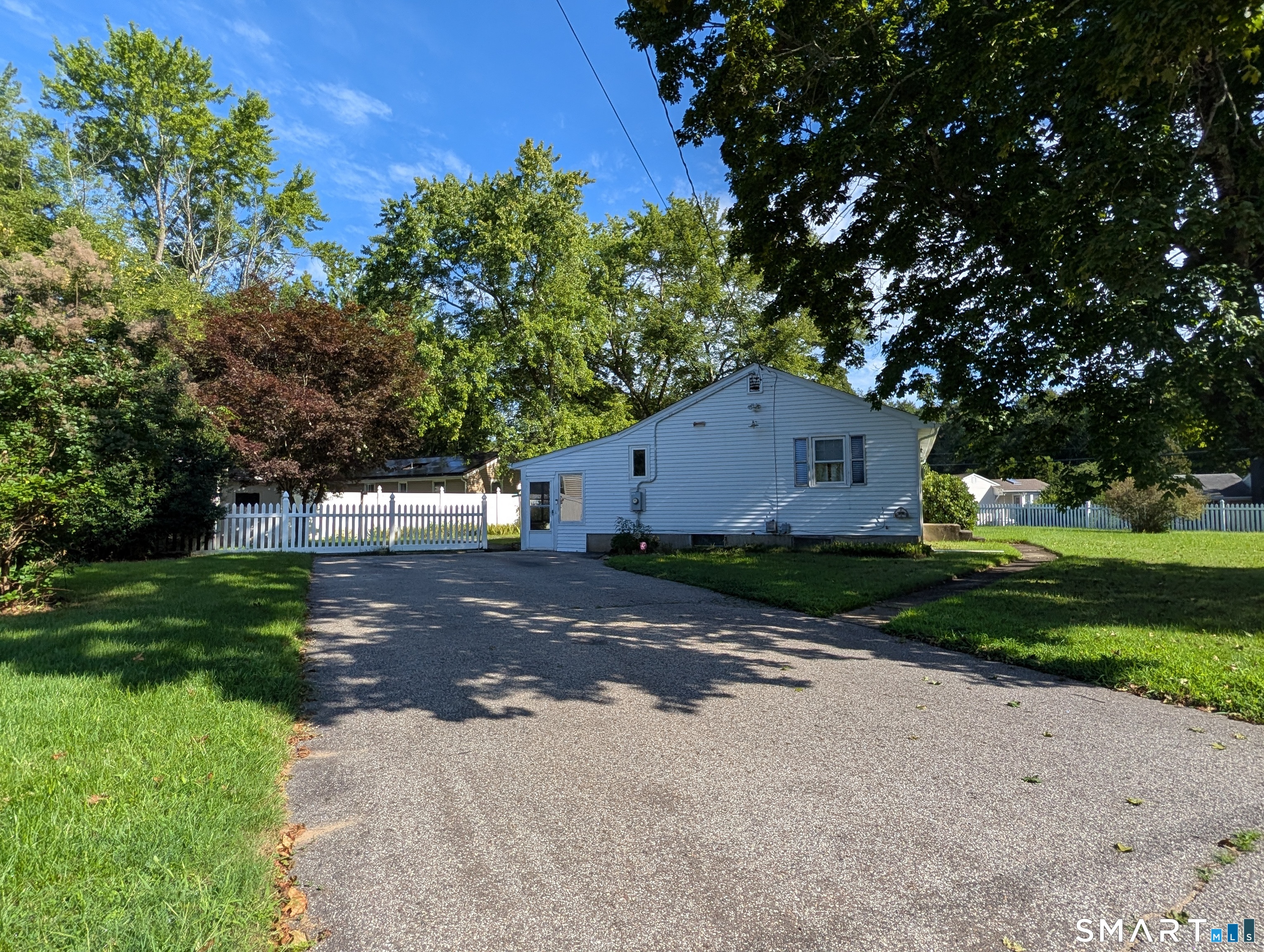 116 Meadowbrook Lane