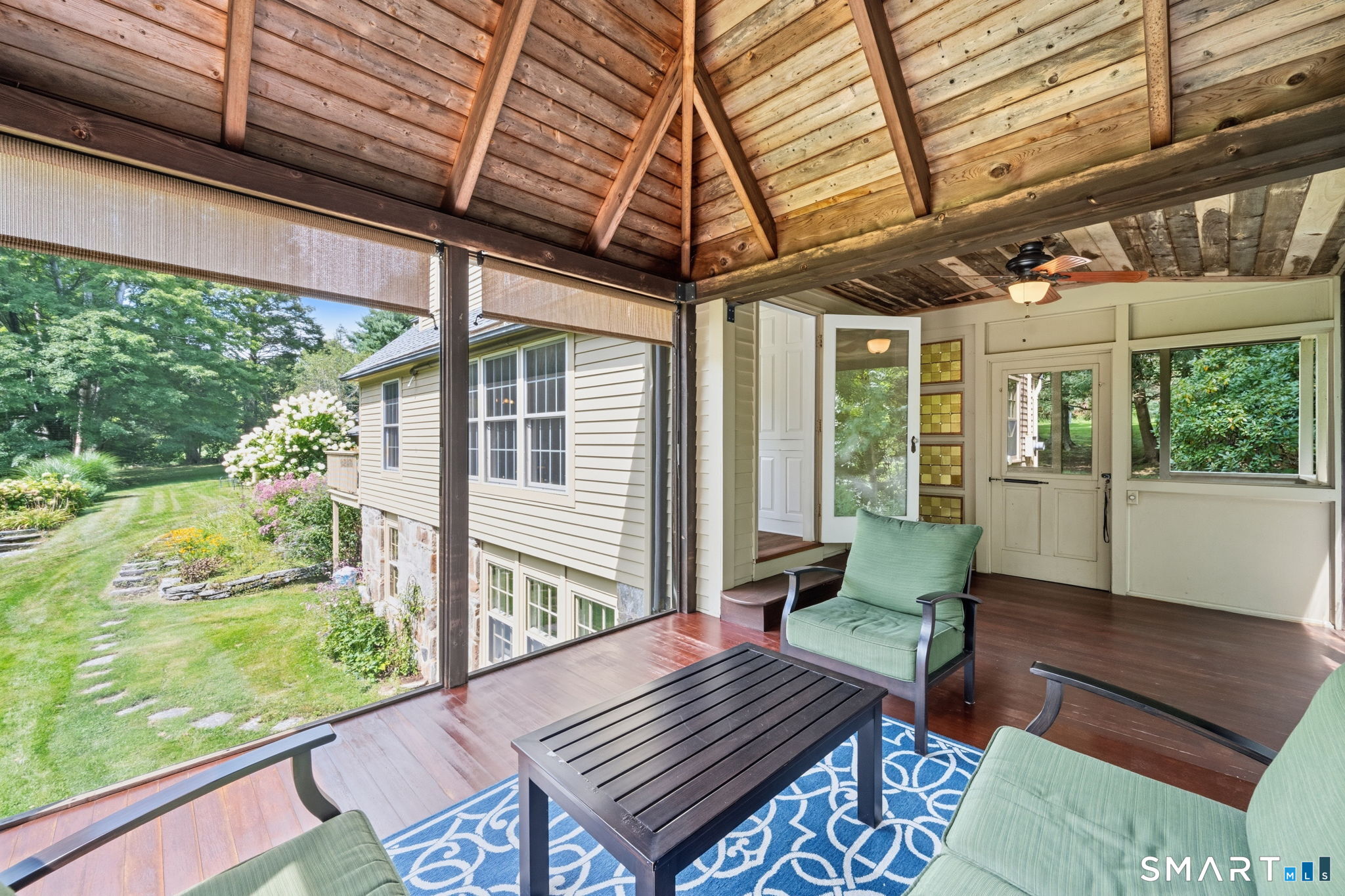 1097 Storrs Road