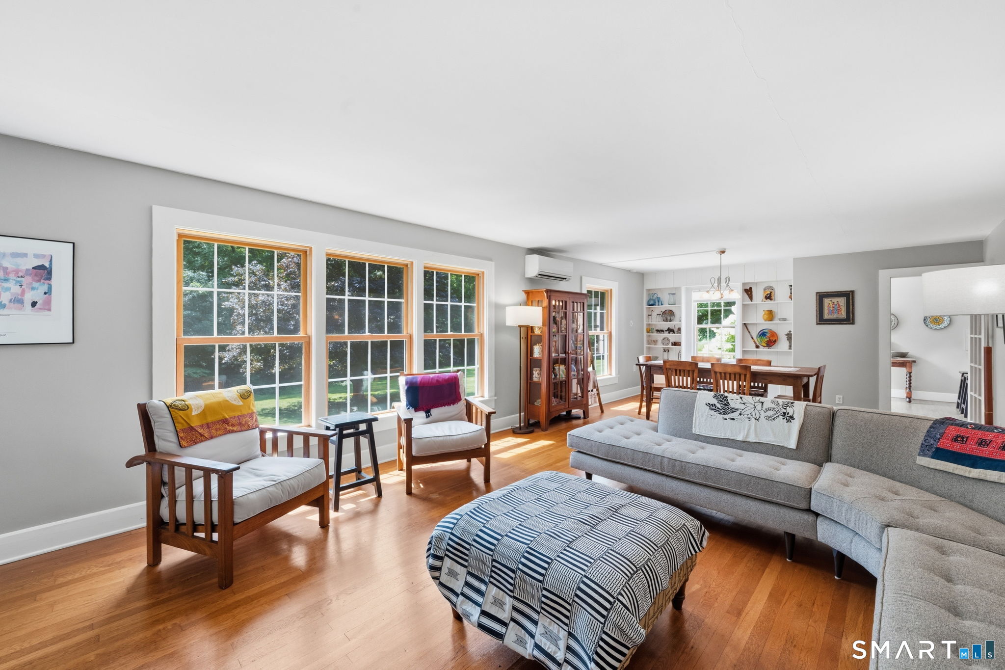 1097 Storrs Road