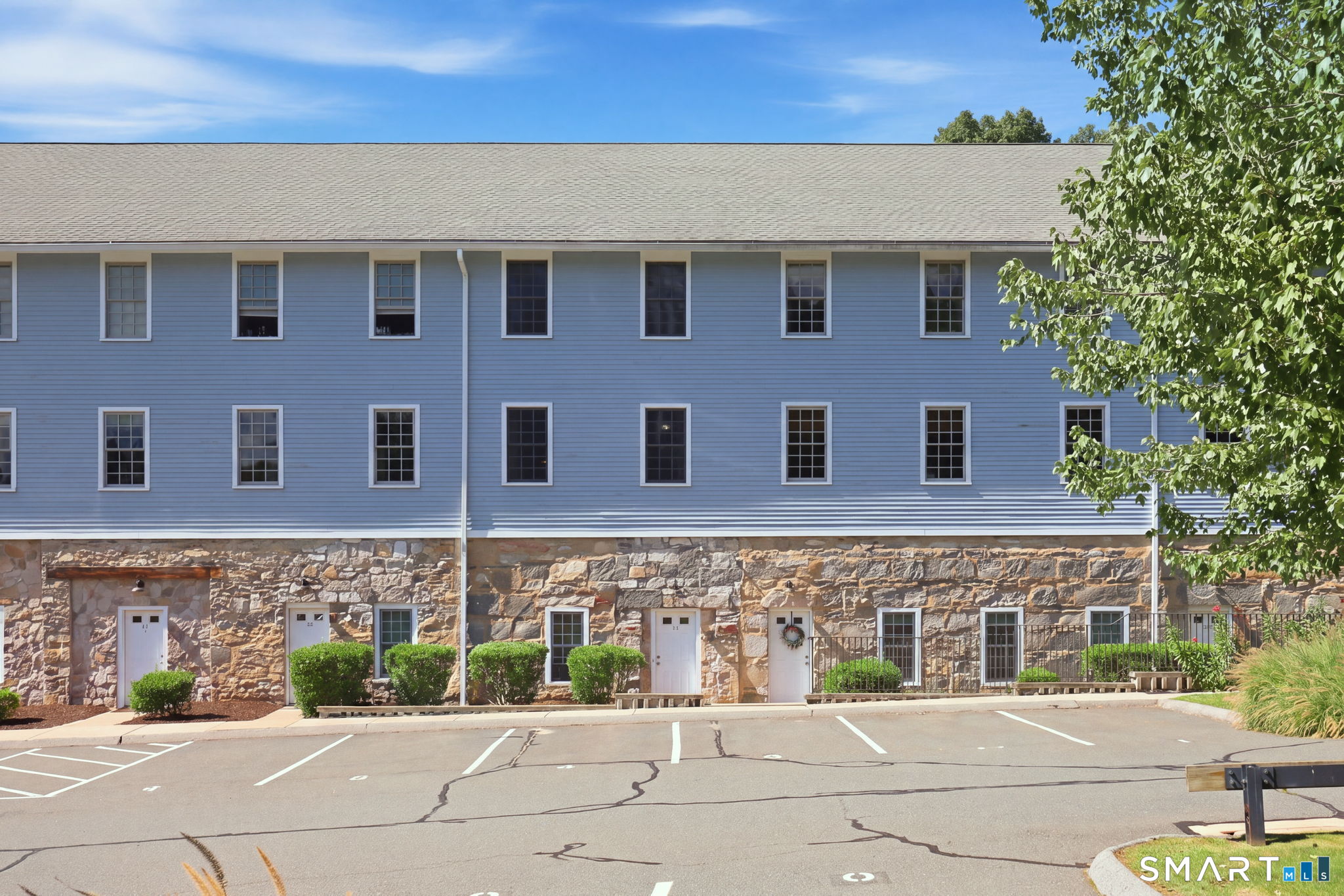 28 Armstrong Road Unit: A5