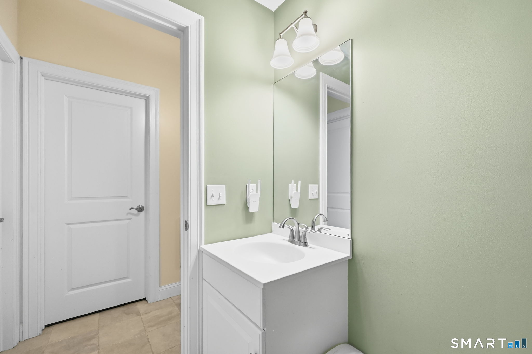 28 Armstrong Road Unit: A5