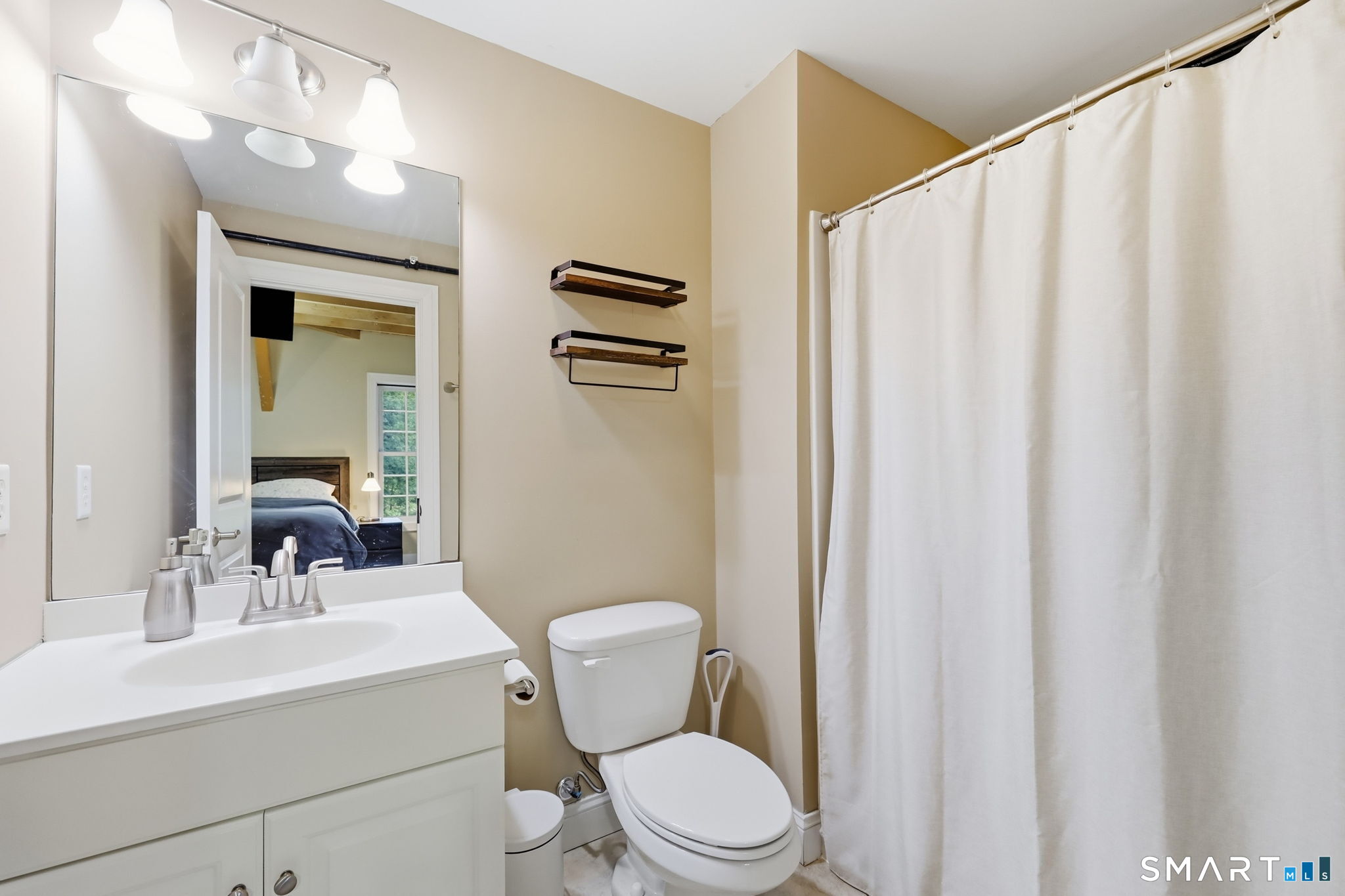 28 Armstrong Road Unit: A5