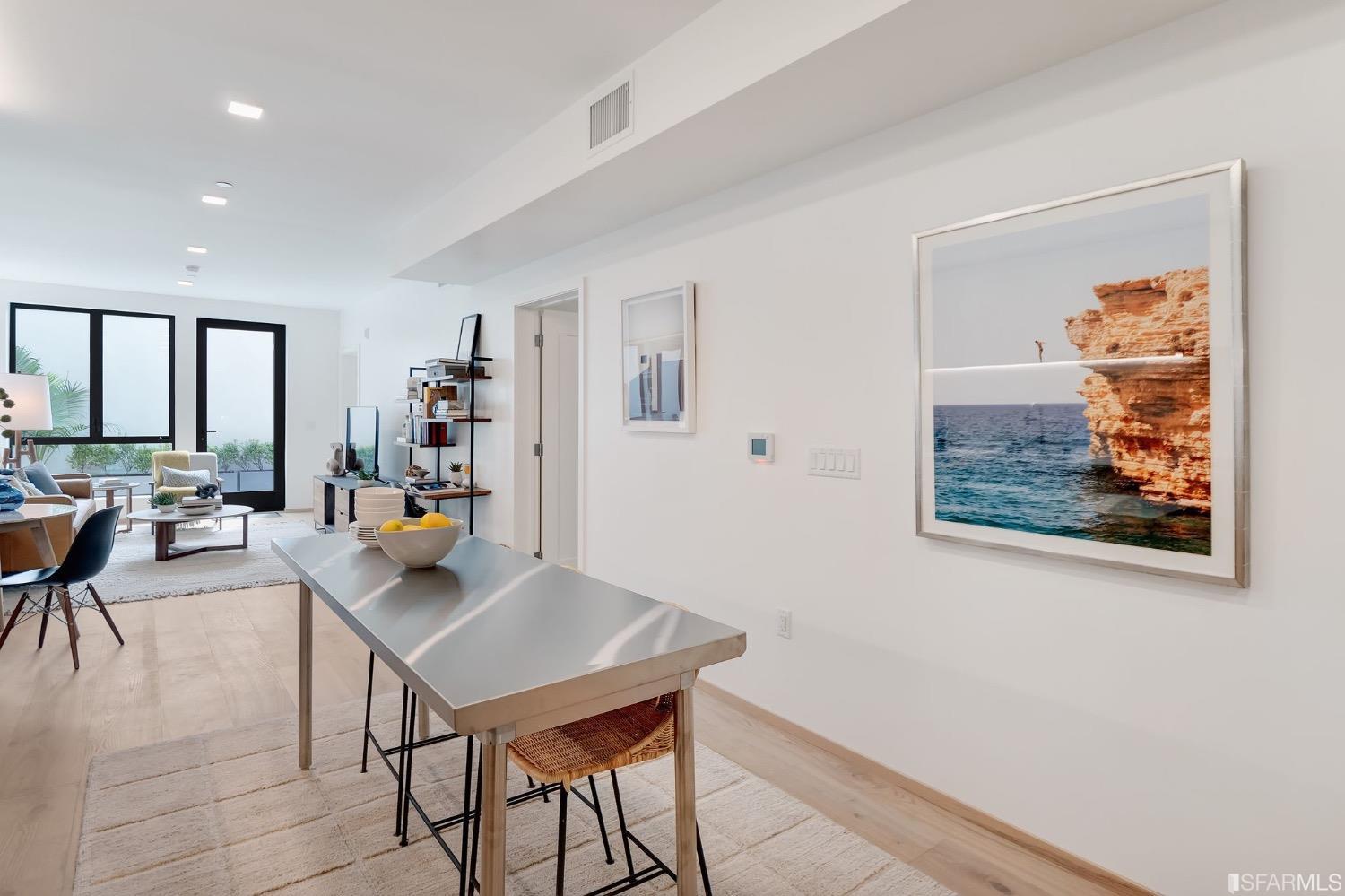 2238 Market Street # 202