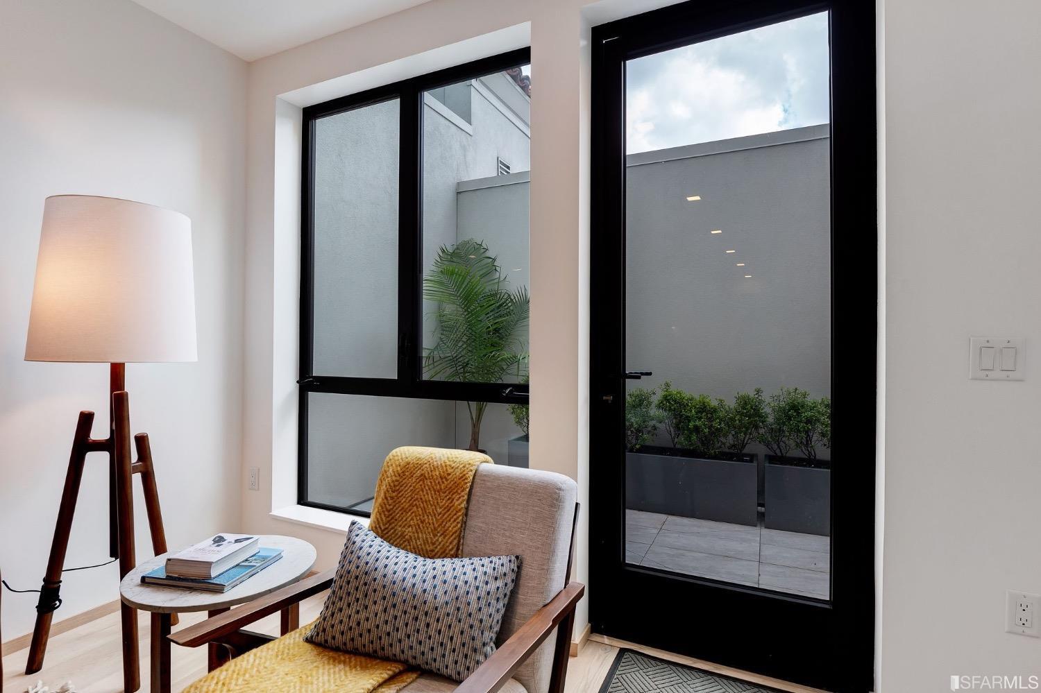 2238 Market Street # 202