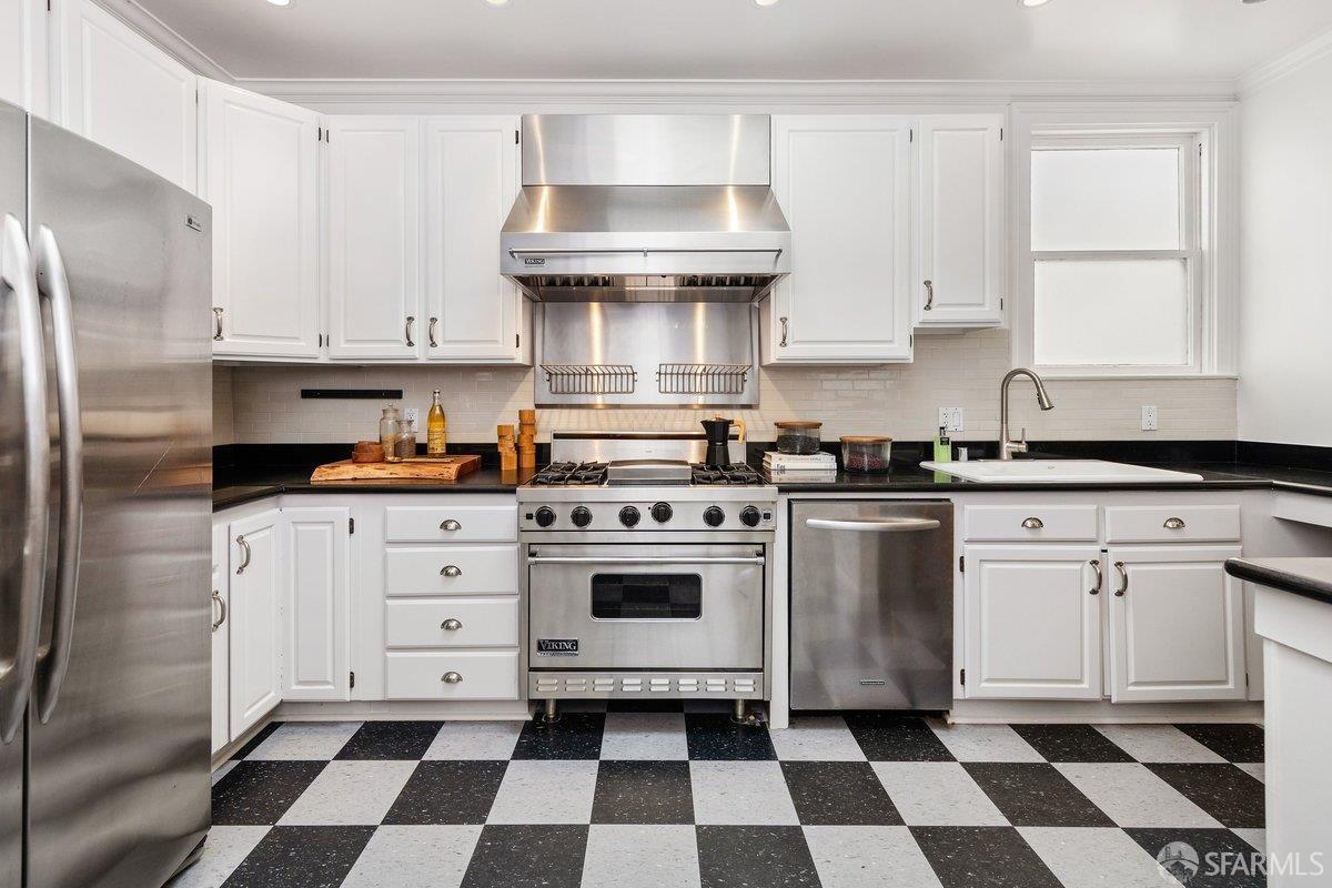 907 Treat Avenue