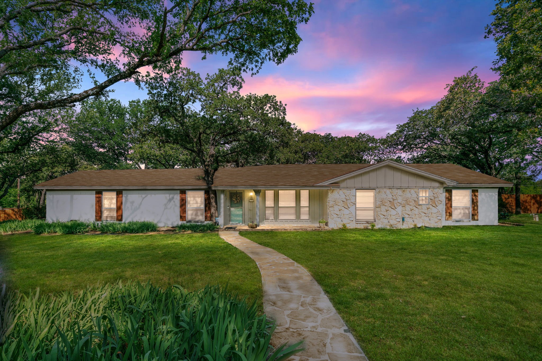 5104 Oak Timbers Court