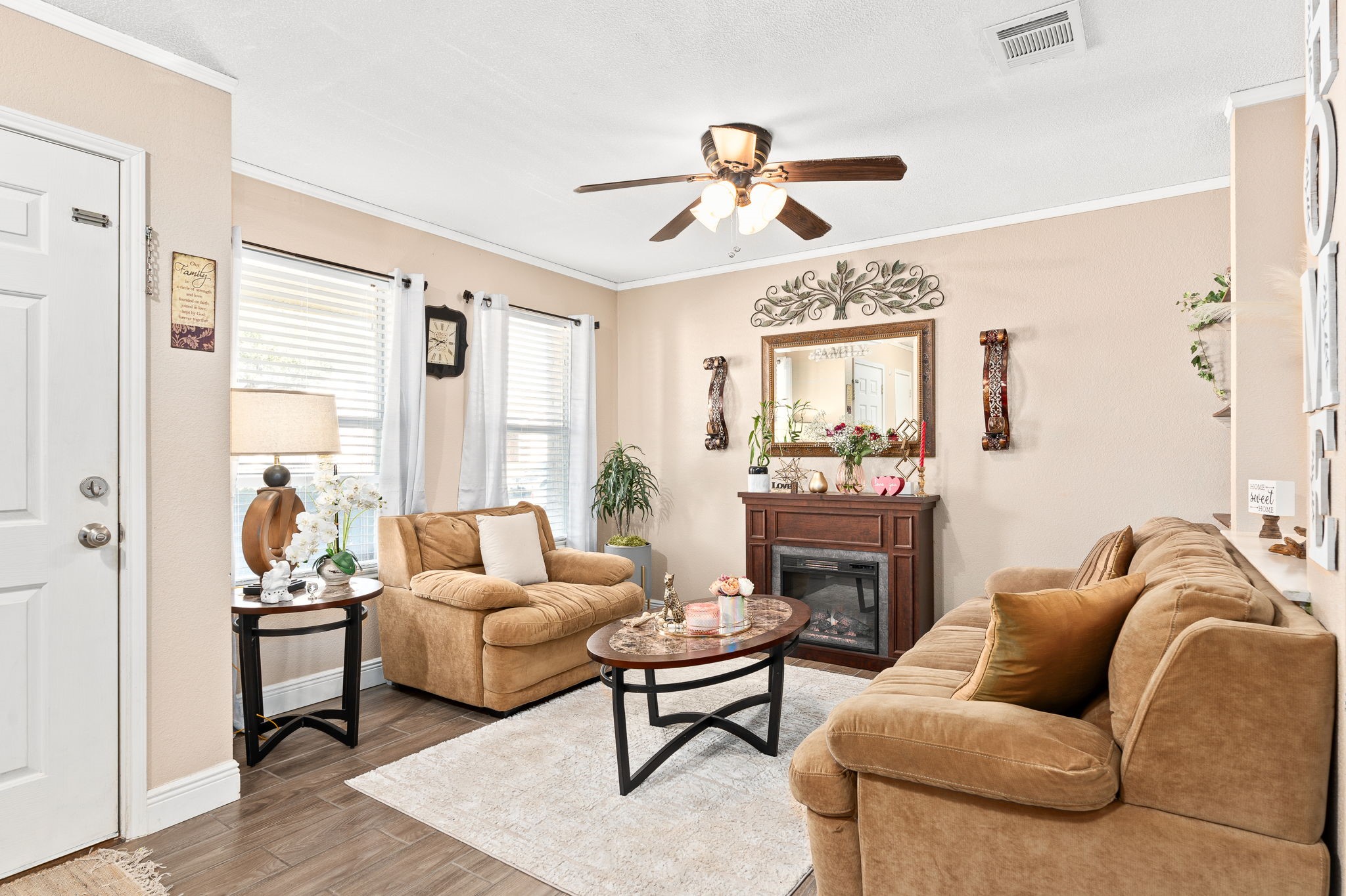 609 Condor Trail