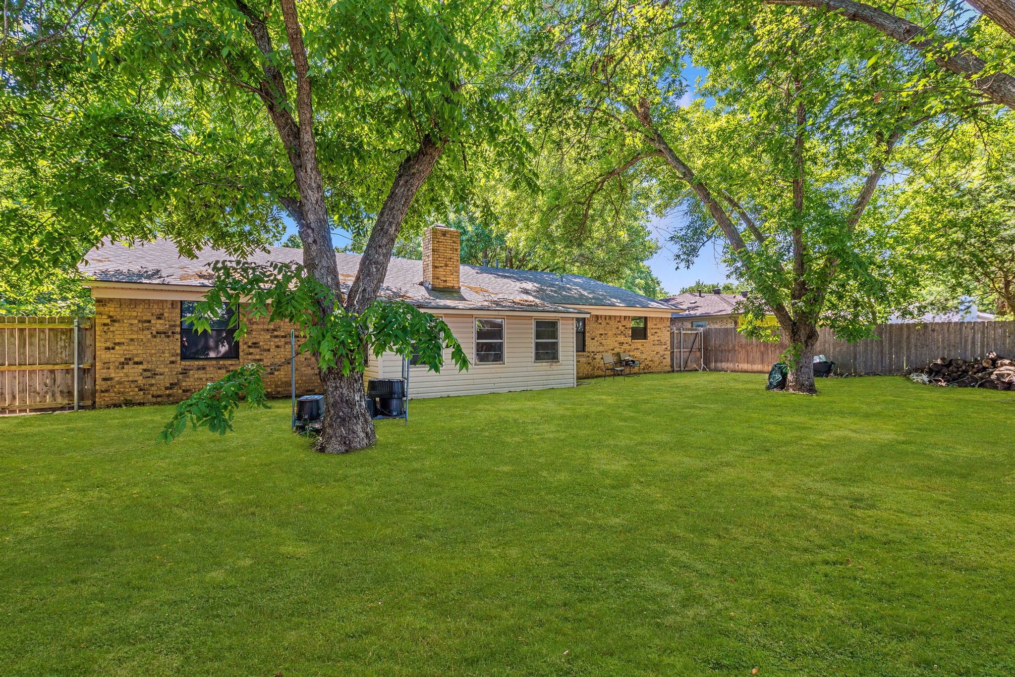 320 Navajo Drive