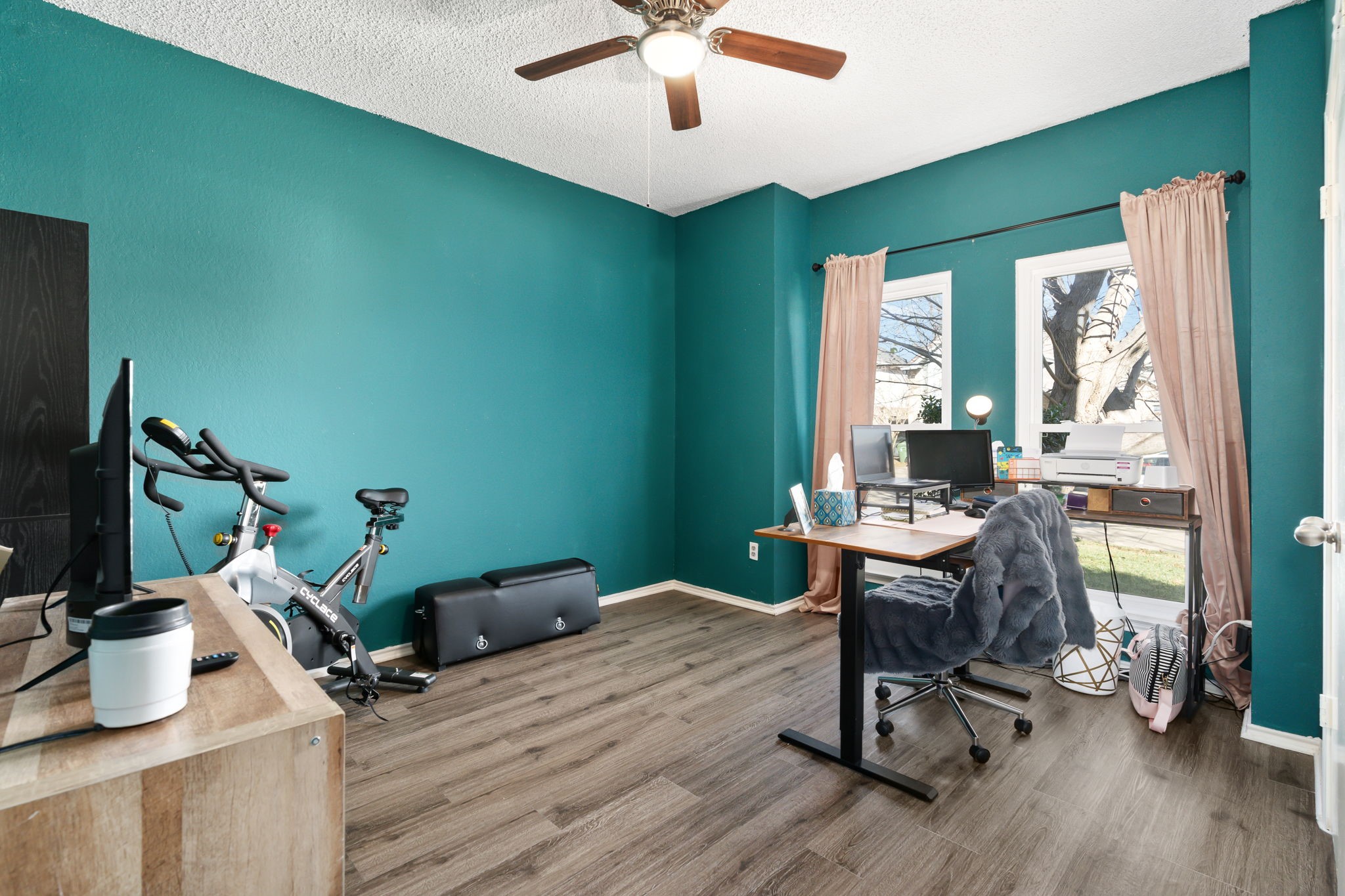806 Ashmount Lane