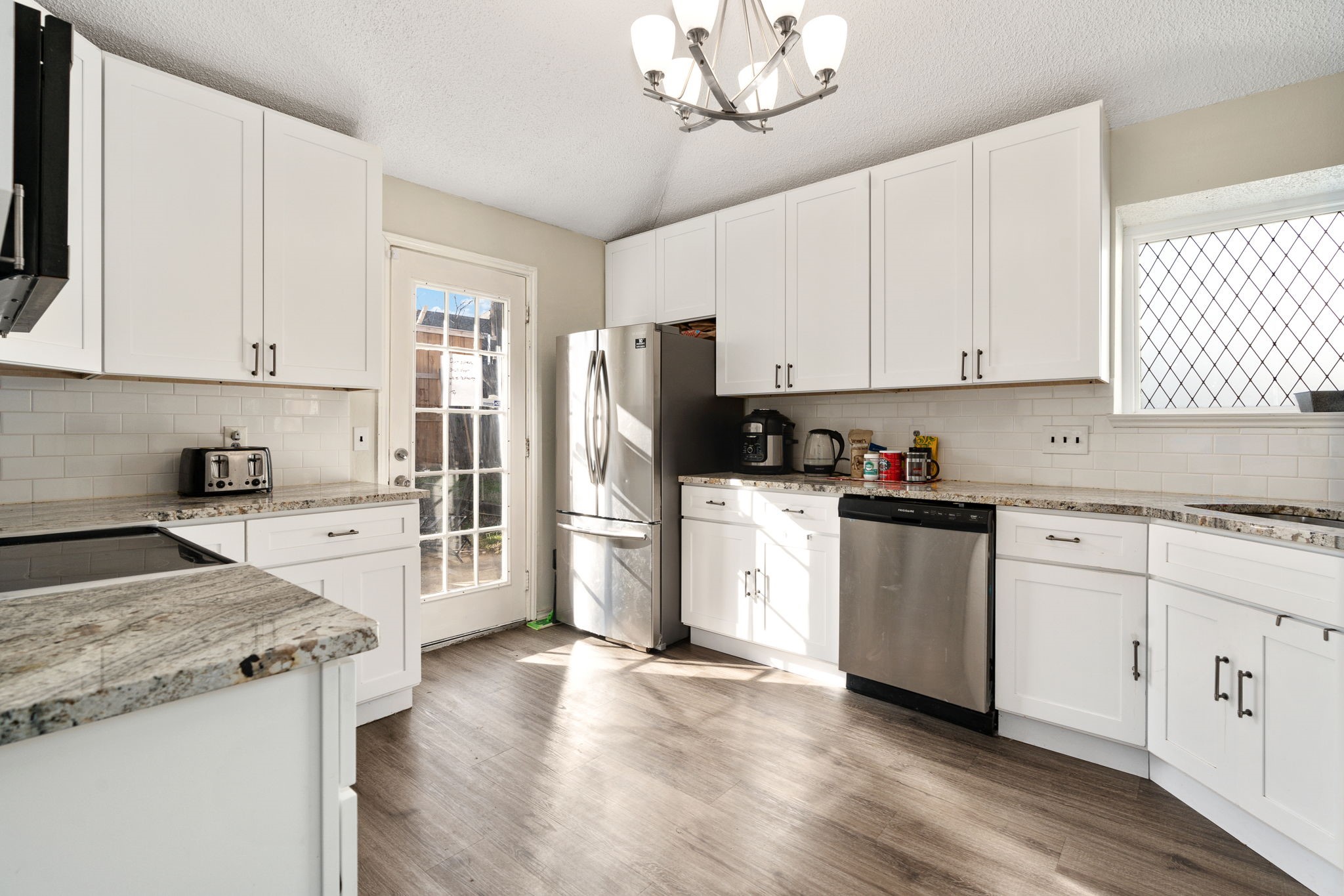 806 Ashmount Lane