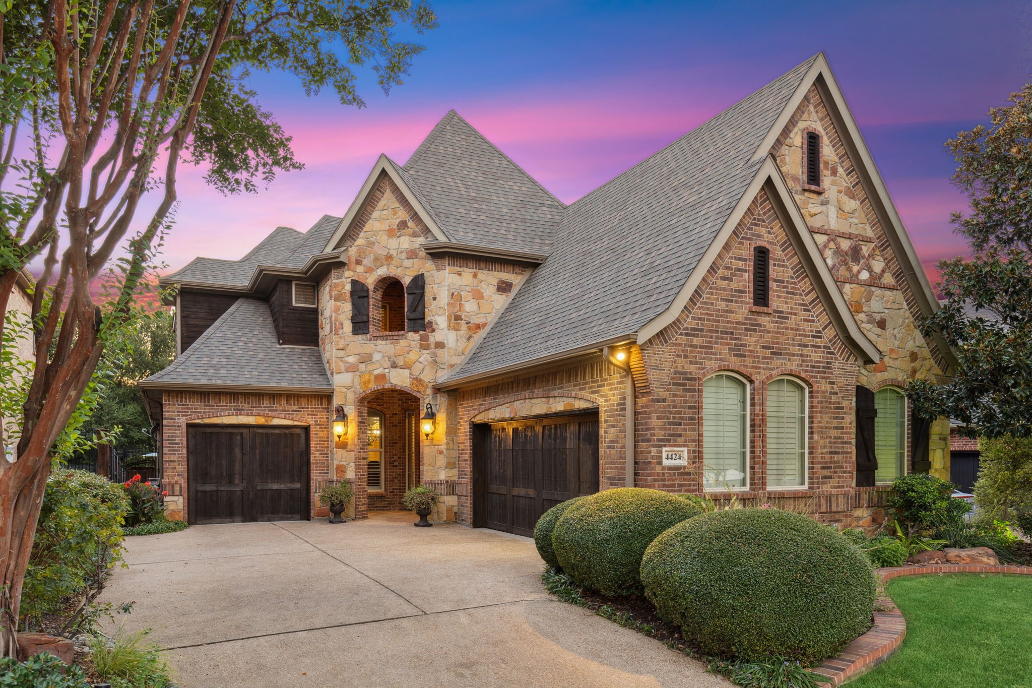 4424 Timber Crest Court