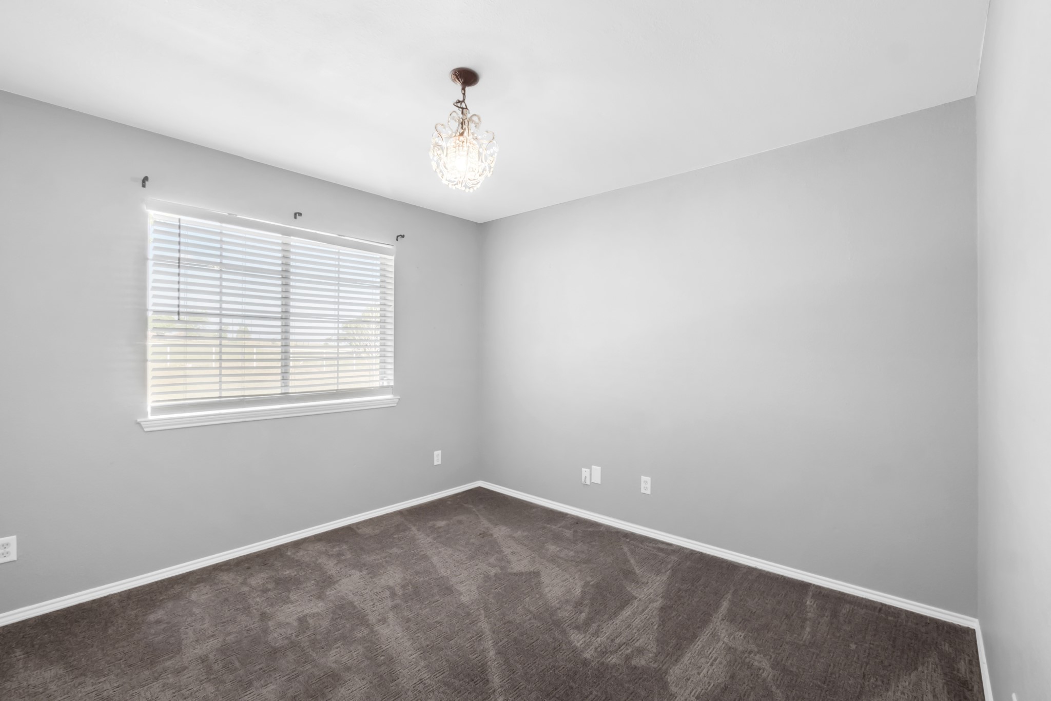 1253 Private Road 4011