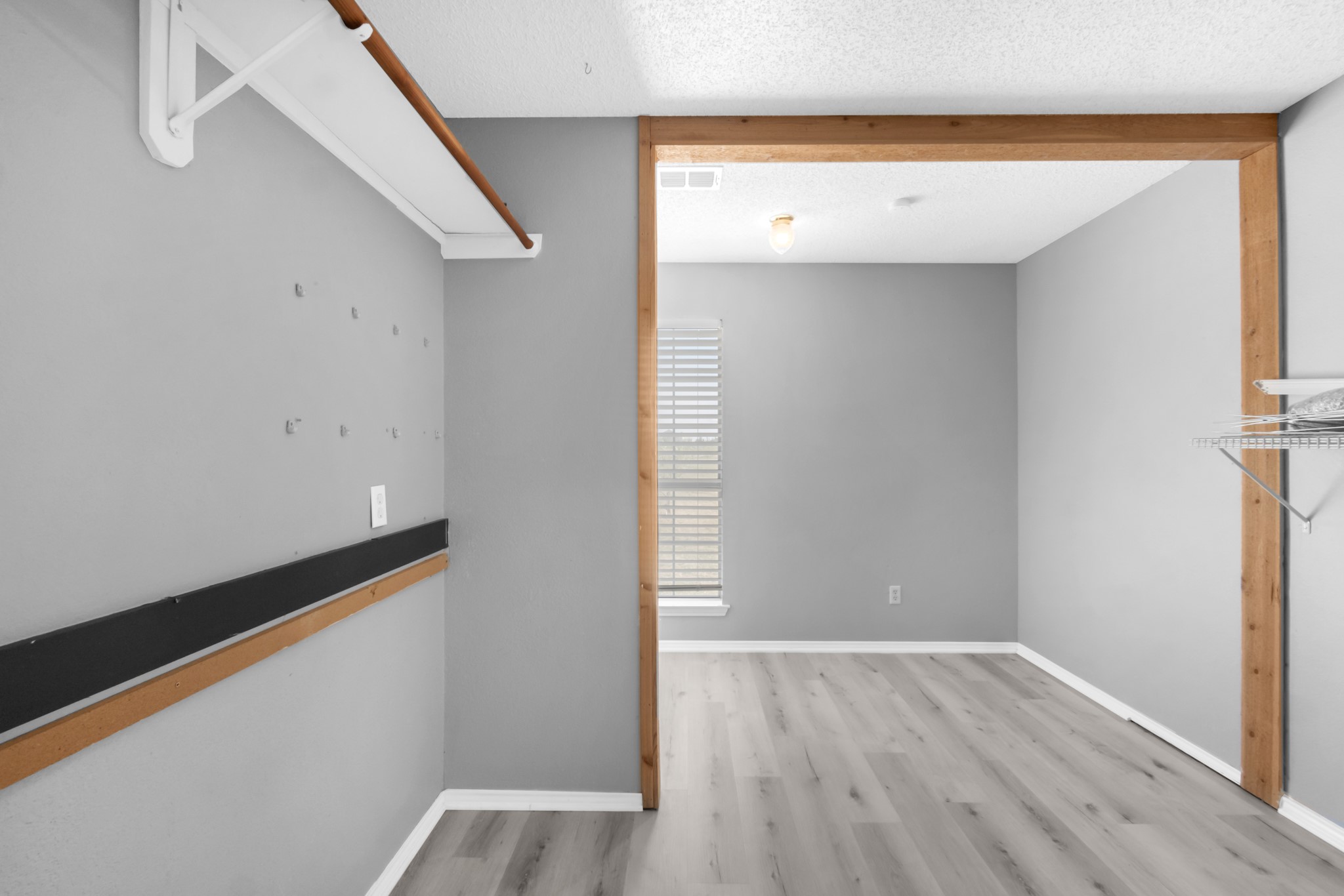 1253 Private Road 4011