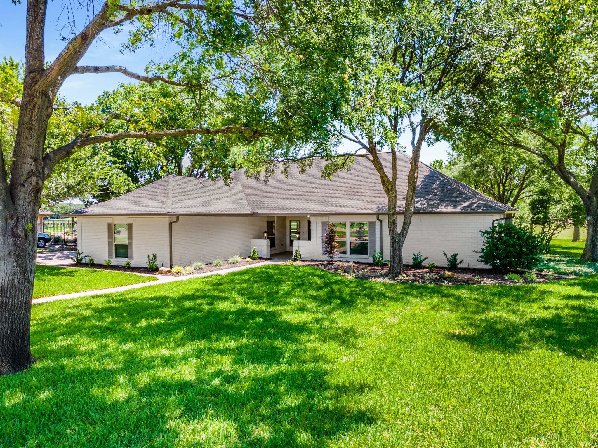 102 Fresh Meadow Drive