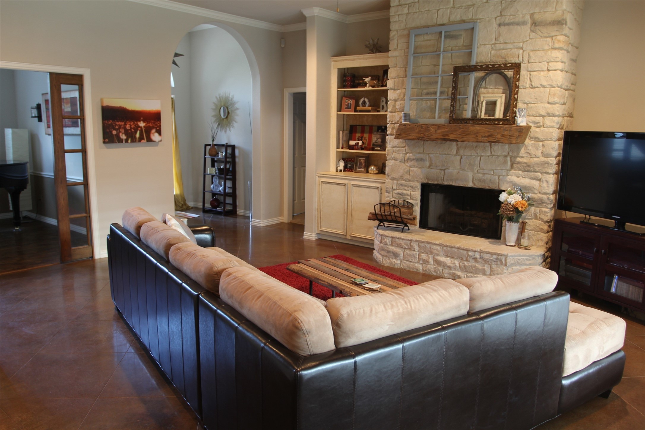 8105 Pecan Ridge Drive