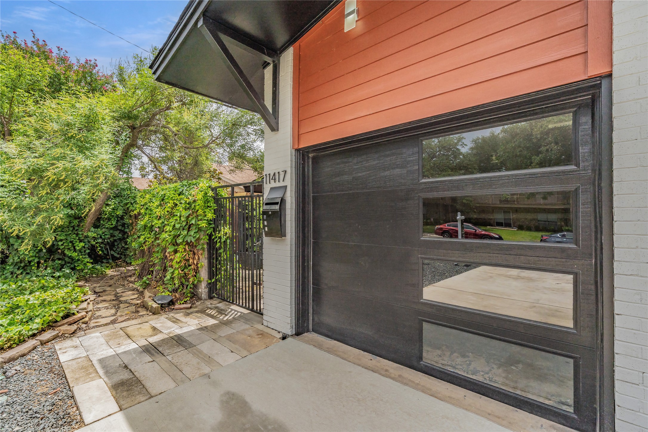 11417 Park Central Place