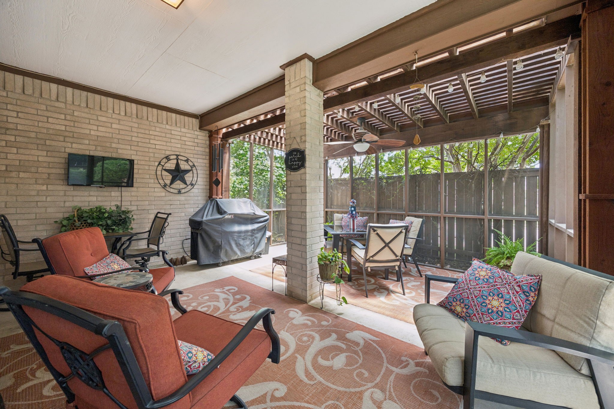 2728 Edgebrook Court