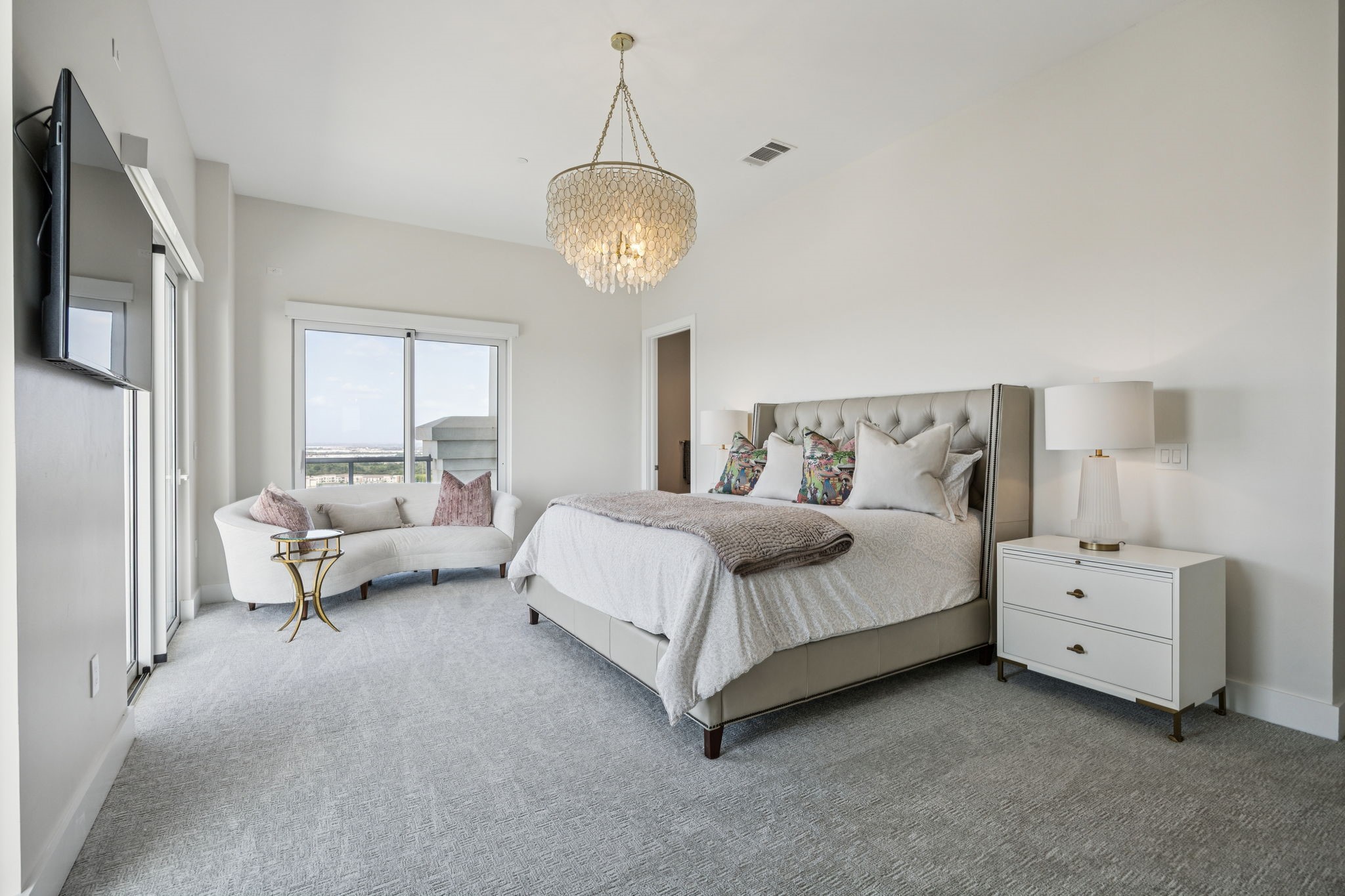 2800 Lakeside Parkway 1502