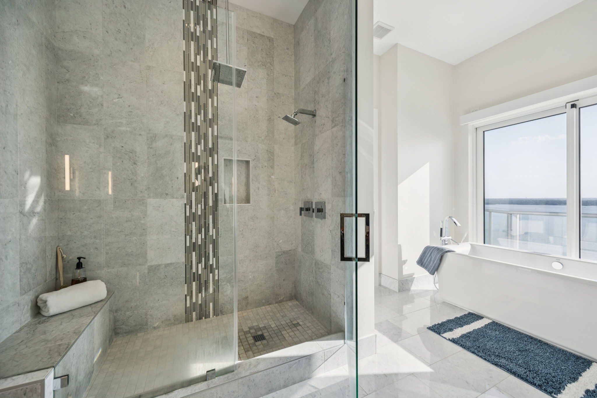 2800 Lakeside Parkway 1502