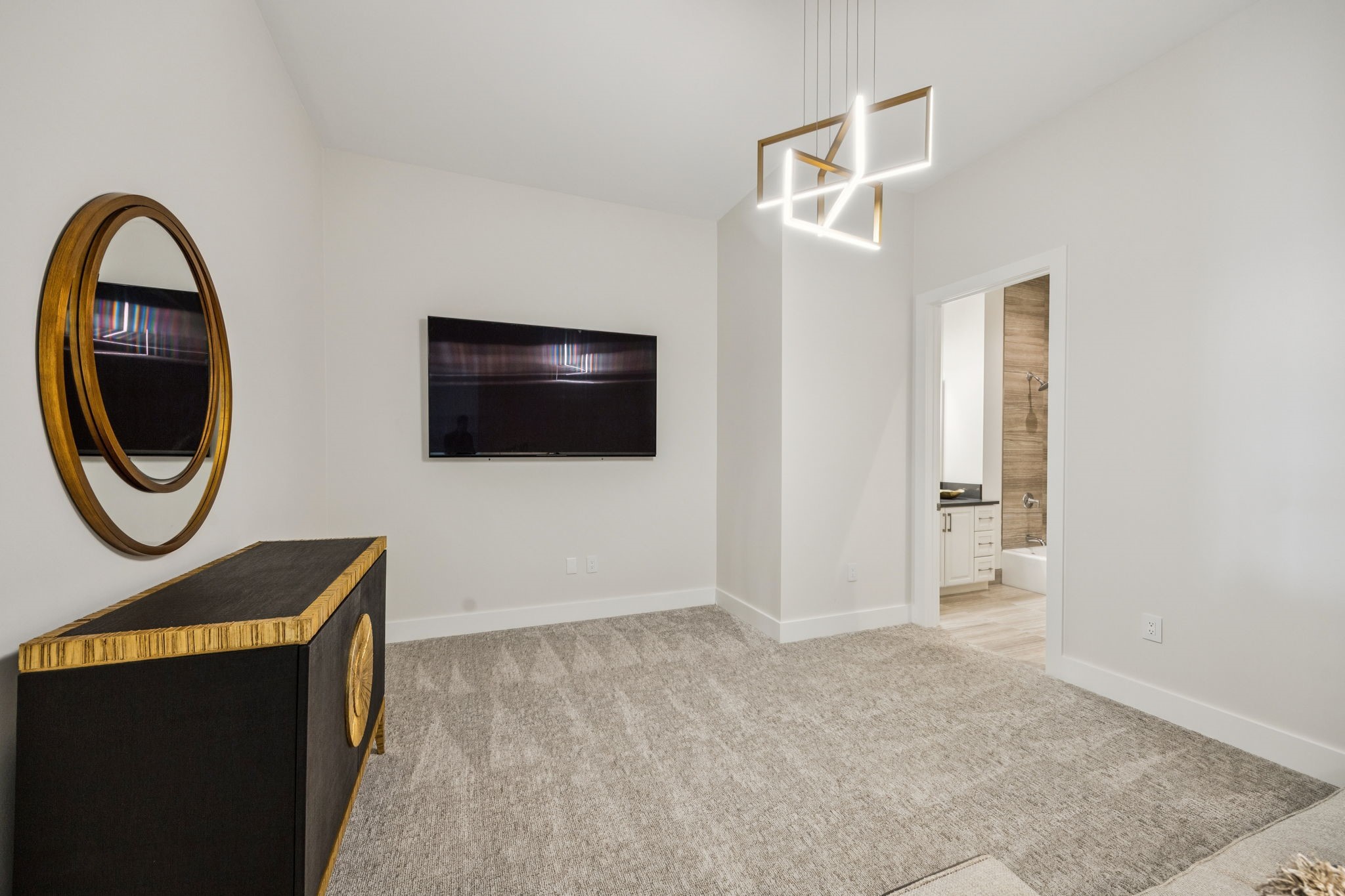 2800 Lakeside Parkway 1502