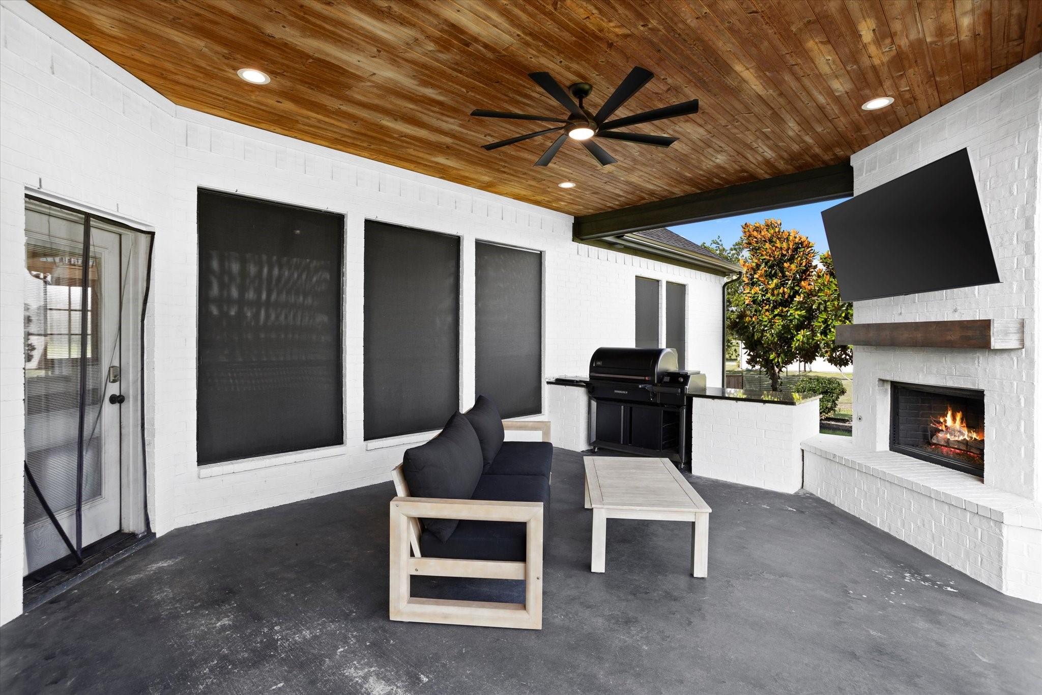 1074 Pioneer Crossing