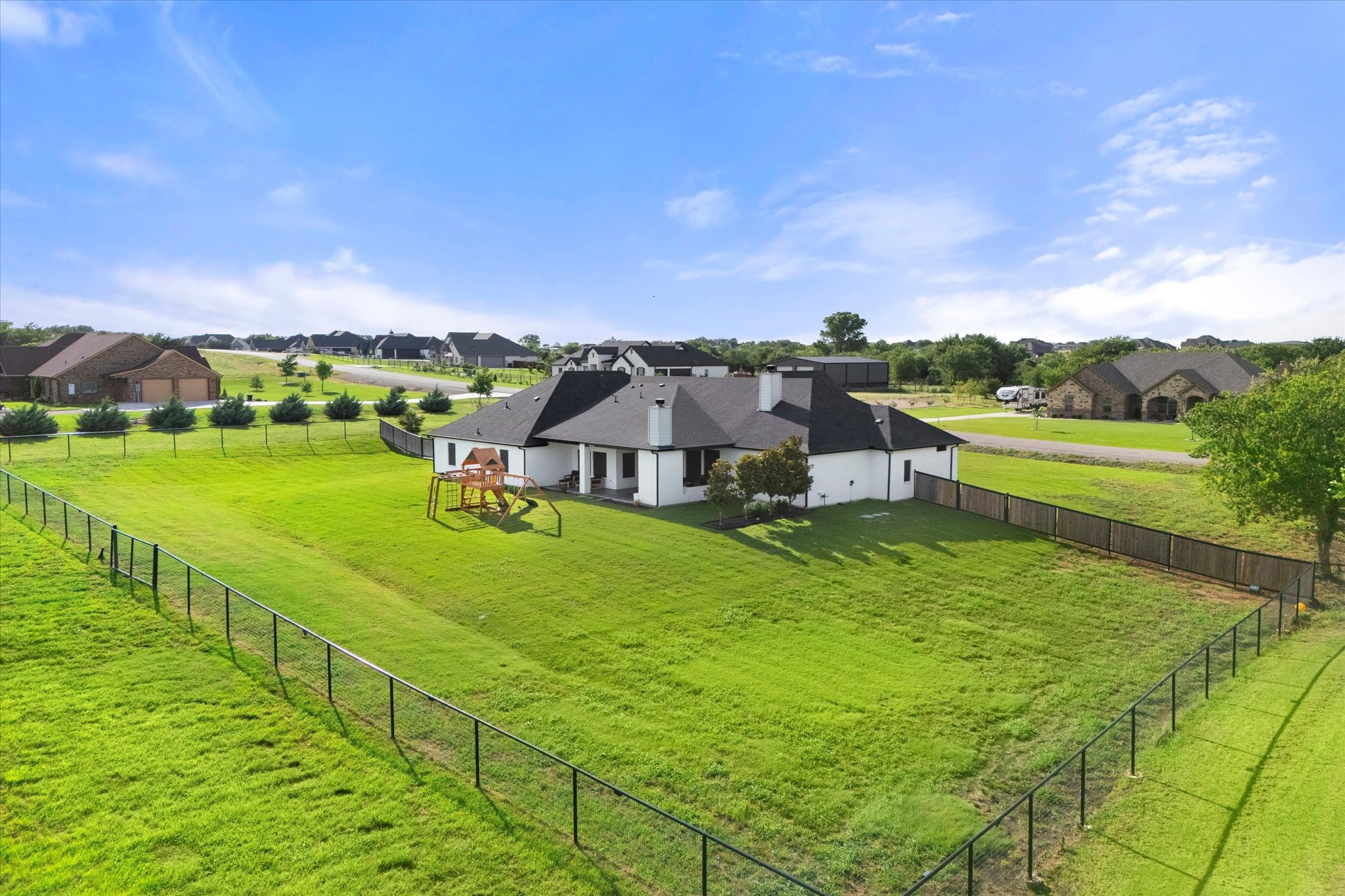 1074 Pioneer Crossing