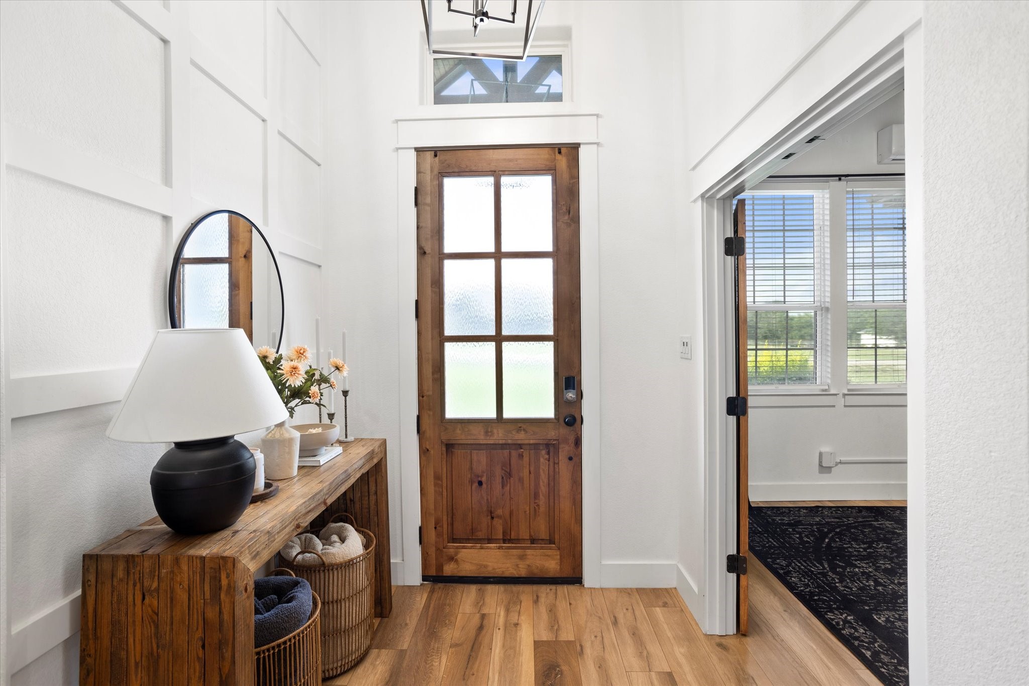 1074 Pioneer Crossing