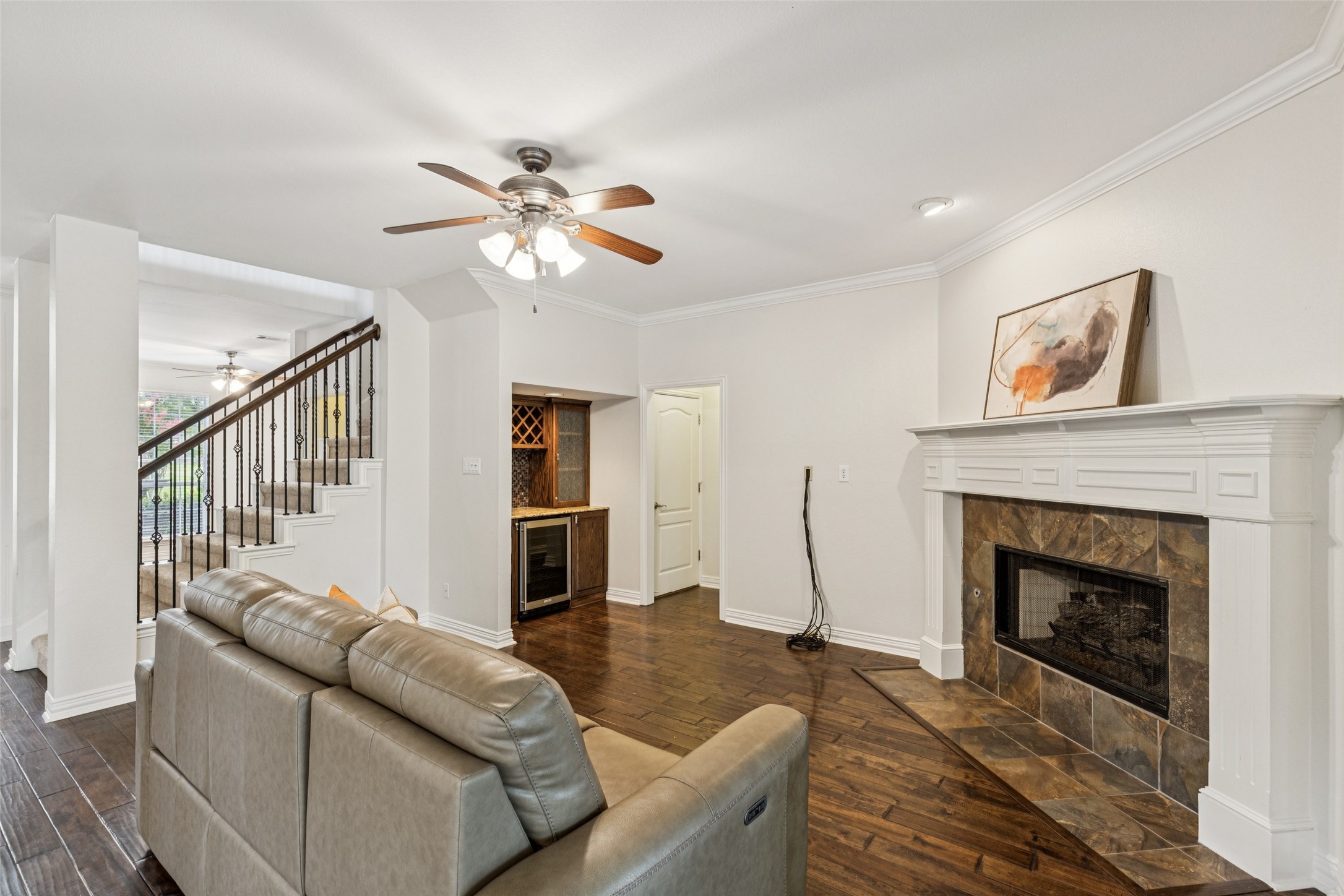 802 Dove Creek Trail