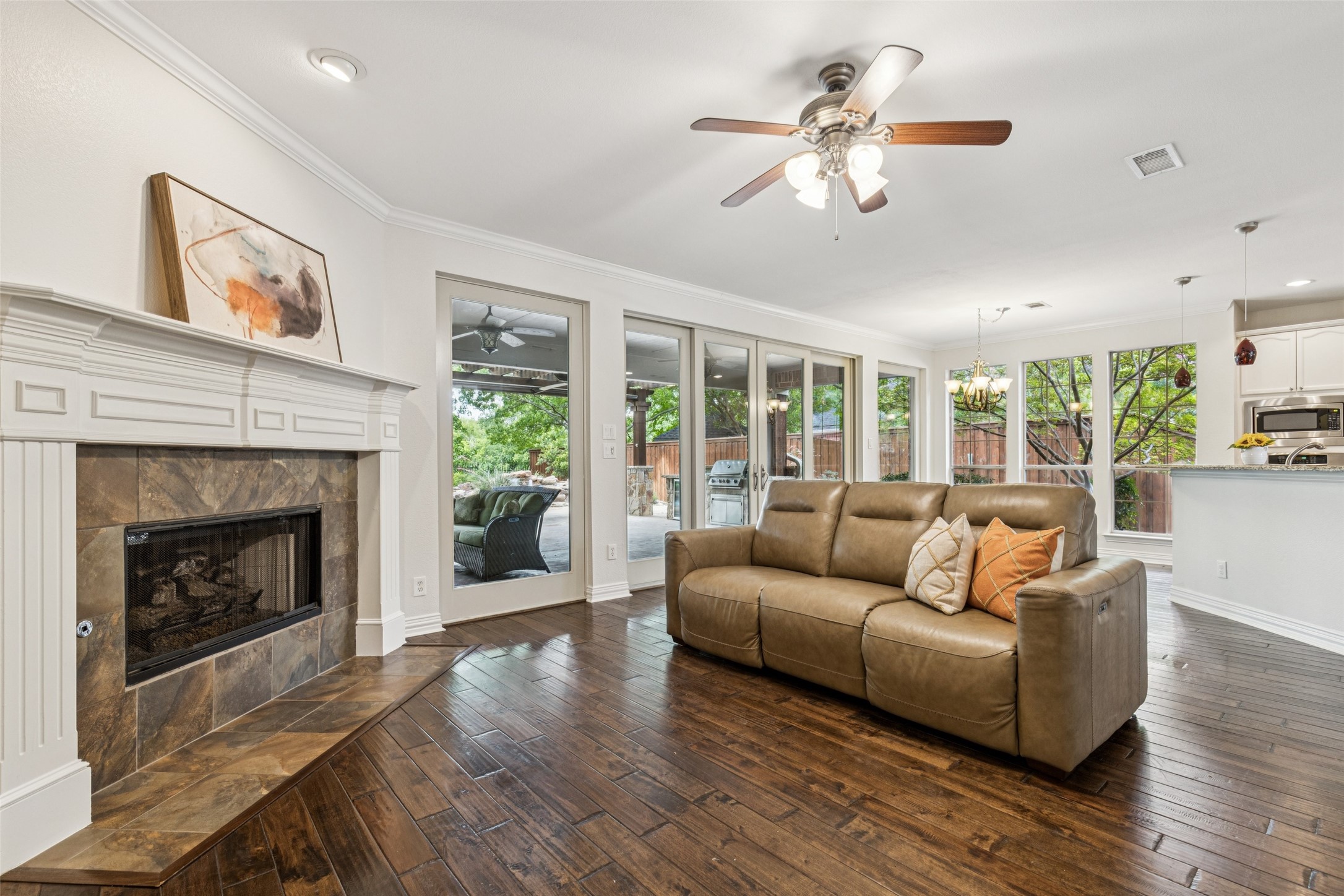 802 Dove Creek Trail