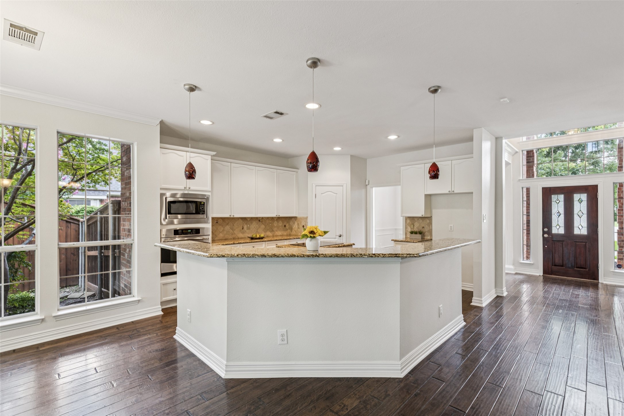 802 Dove Creek Trail