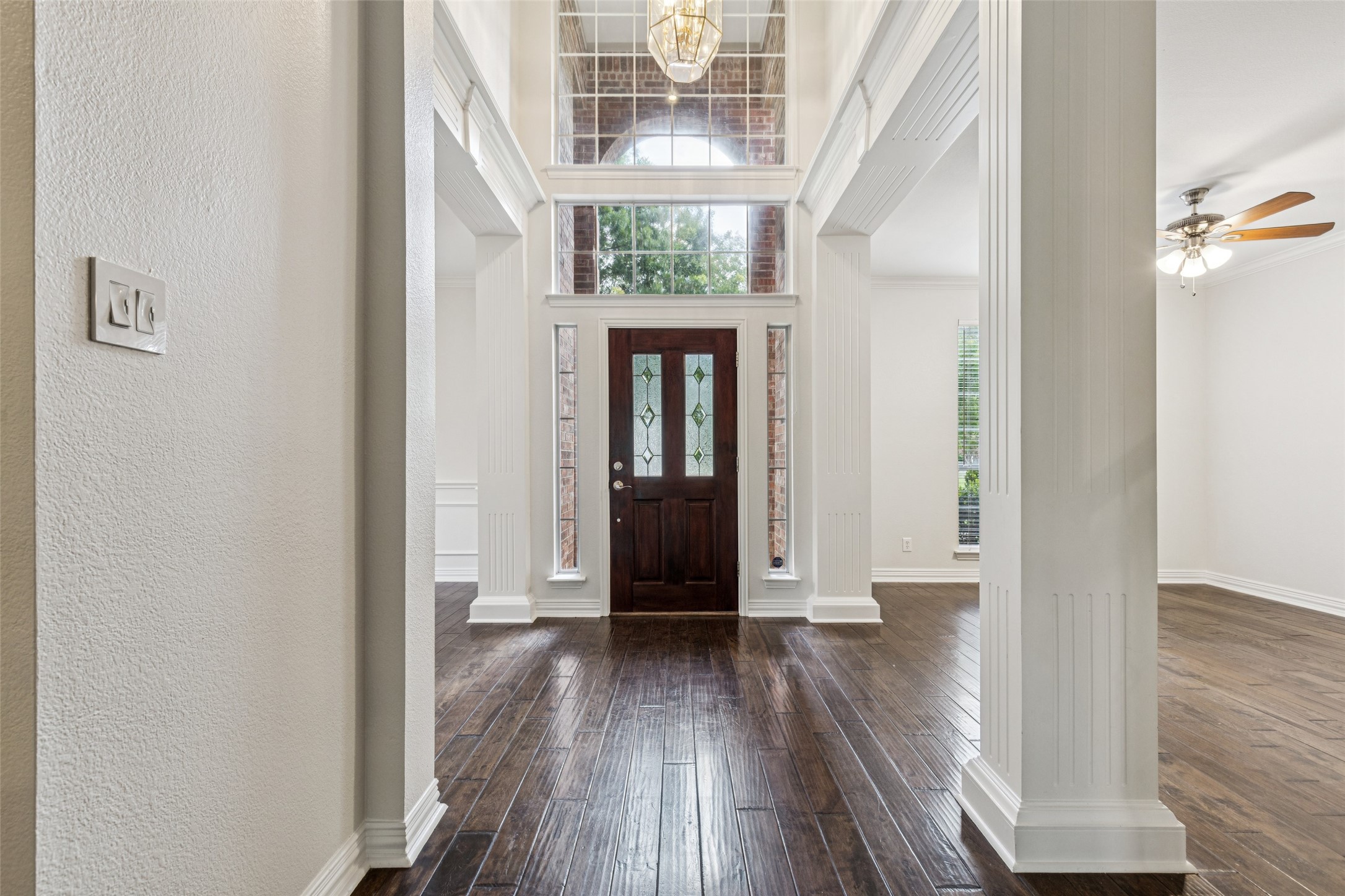 802 Dove Creek Trail