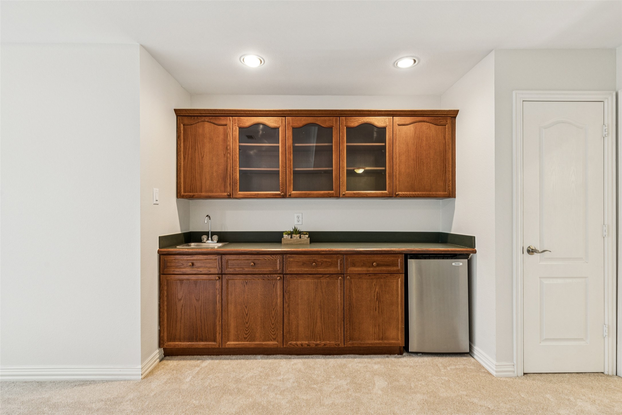 802 Dove Creek Trail