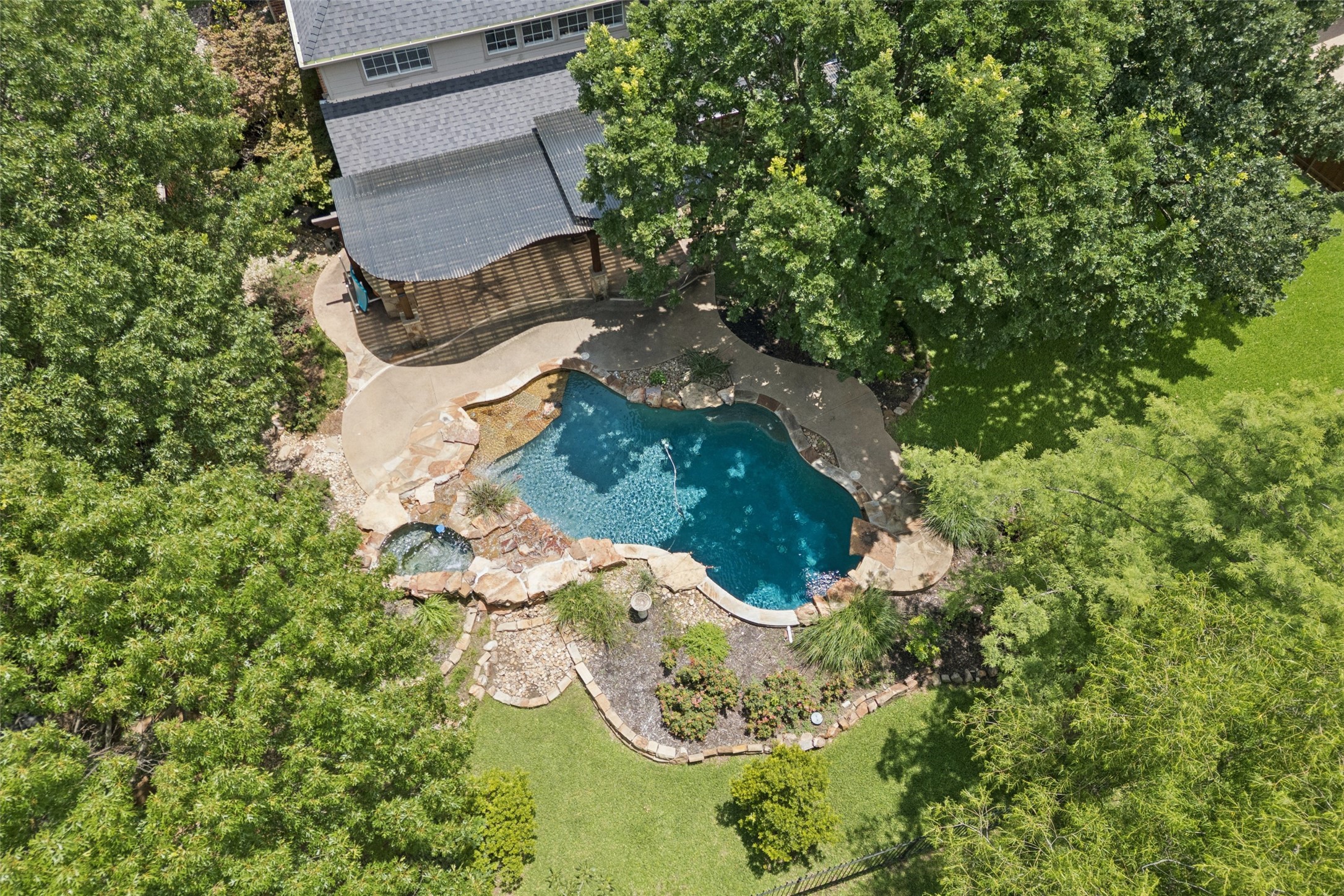 802 Dove Creek Trail