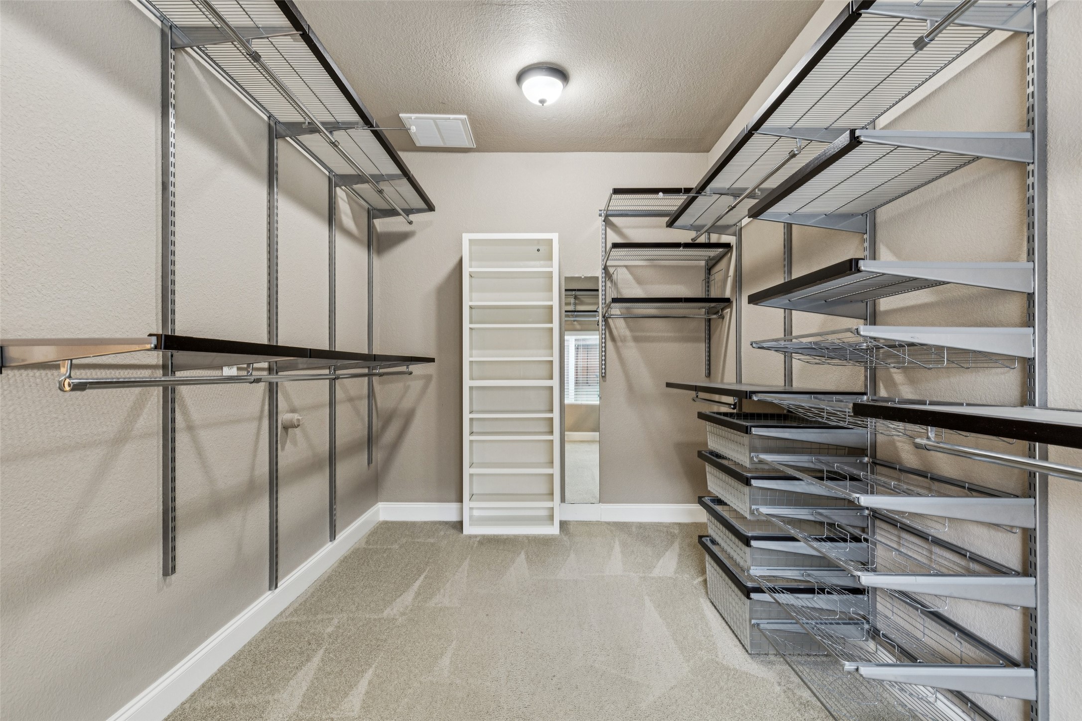 802 Dove Creek Trail