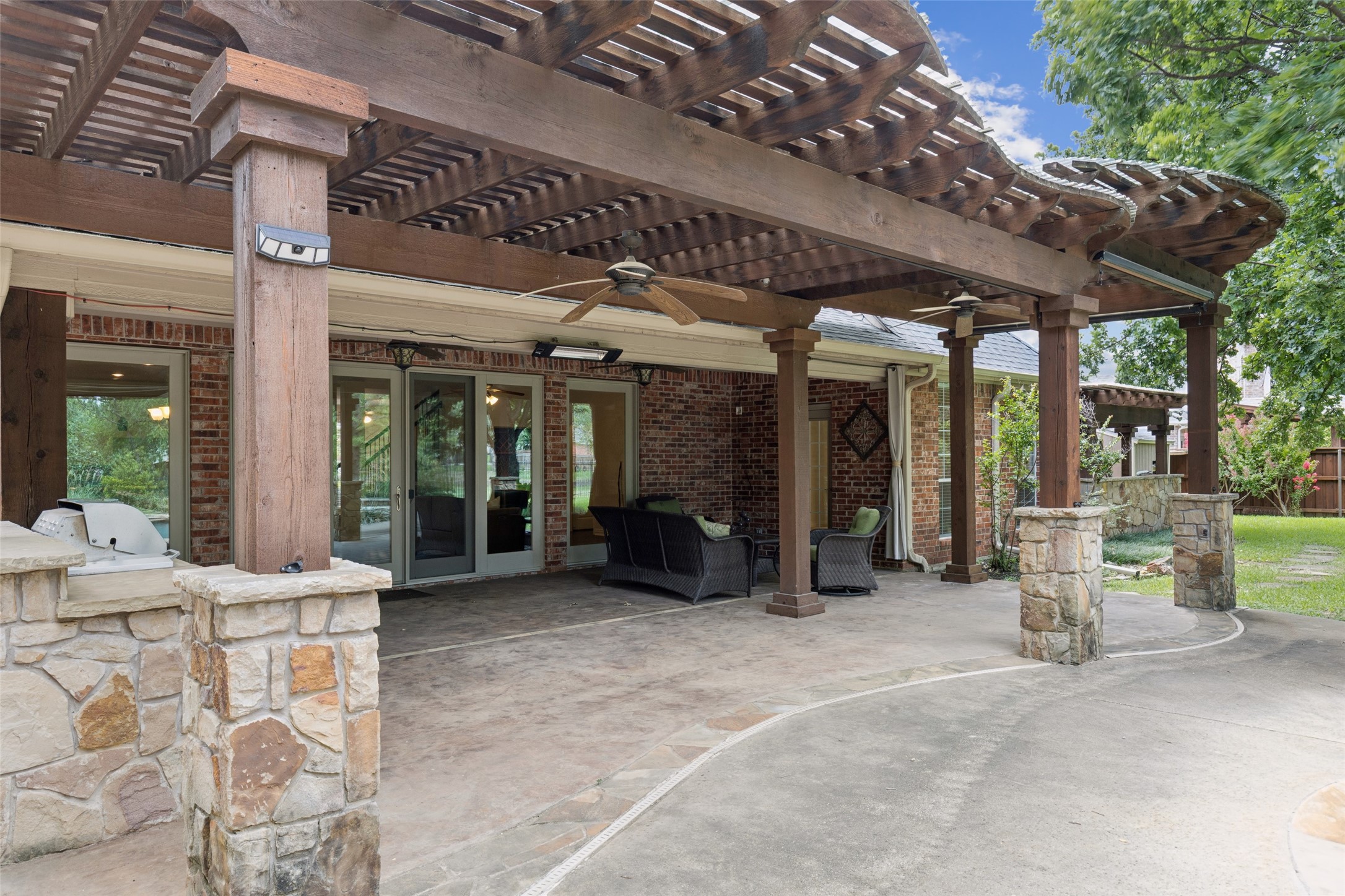 802 Dove Creek Trail