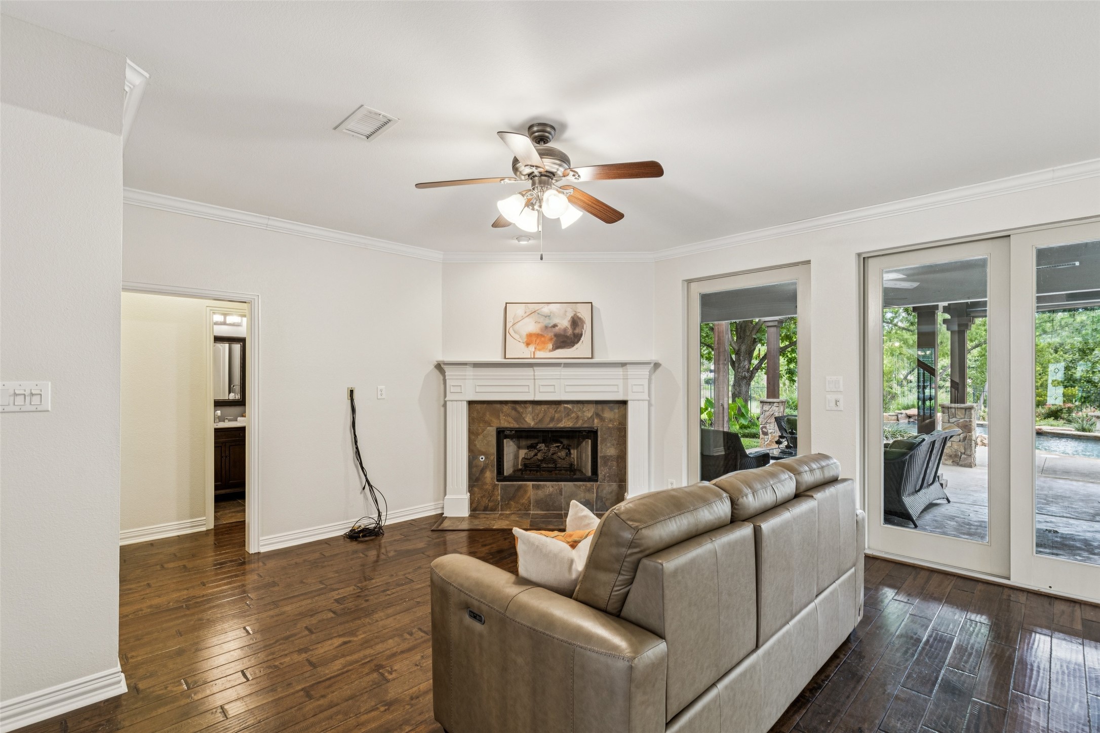 802 Dove Creek Trail