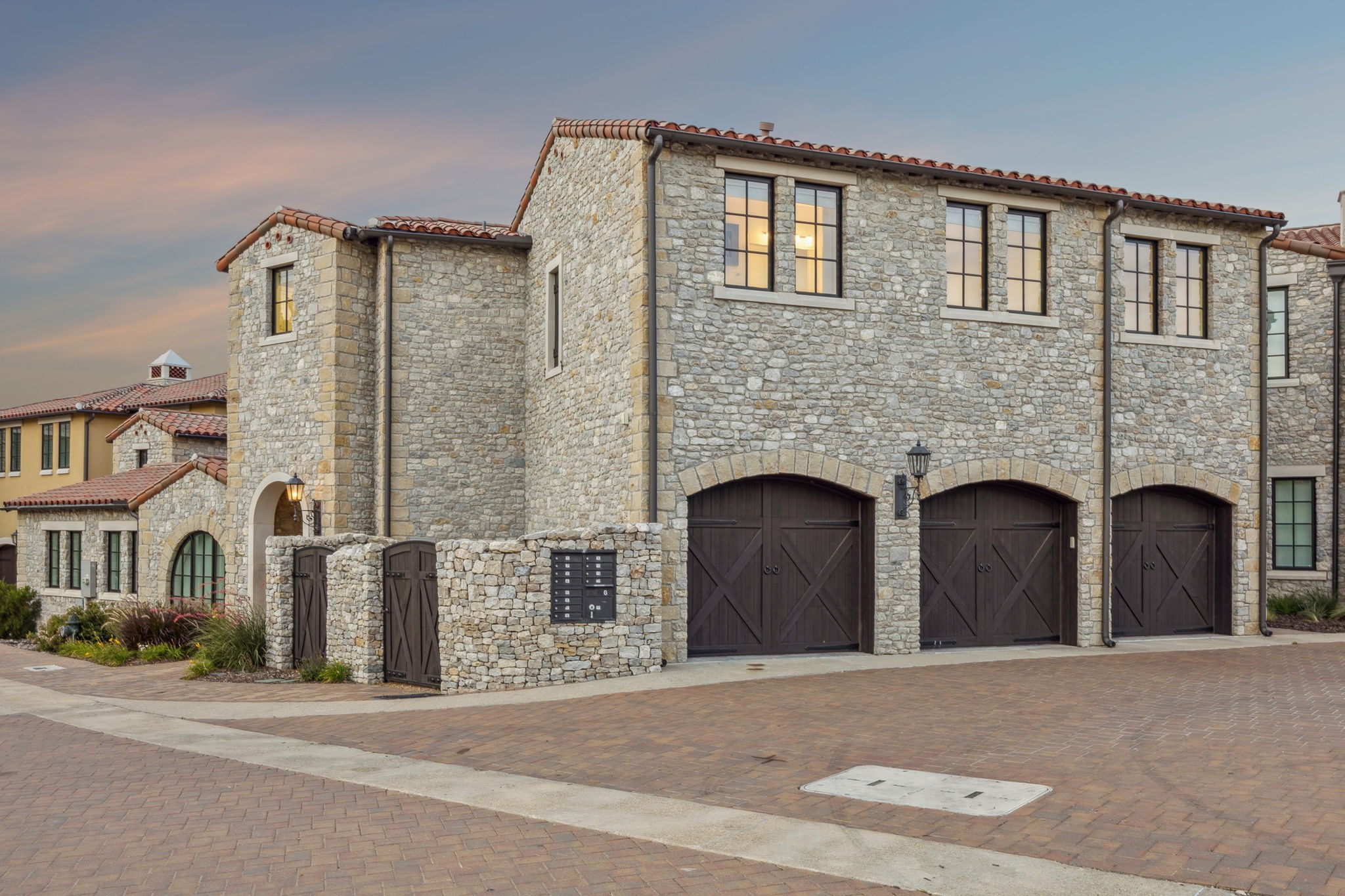 24 Comillas Drive
