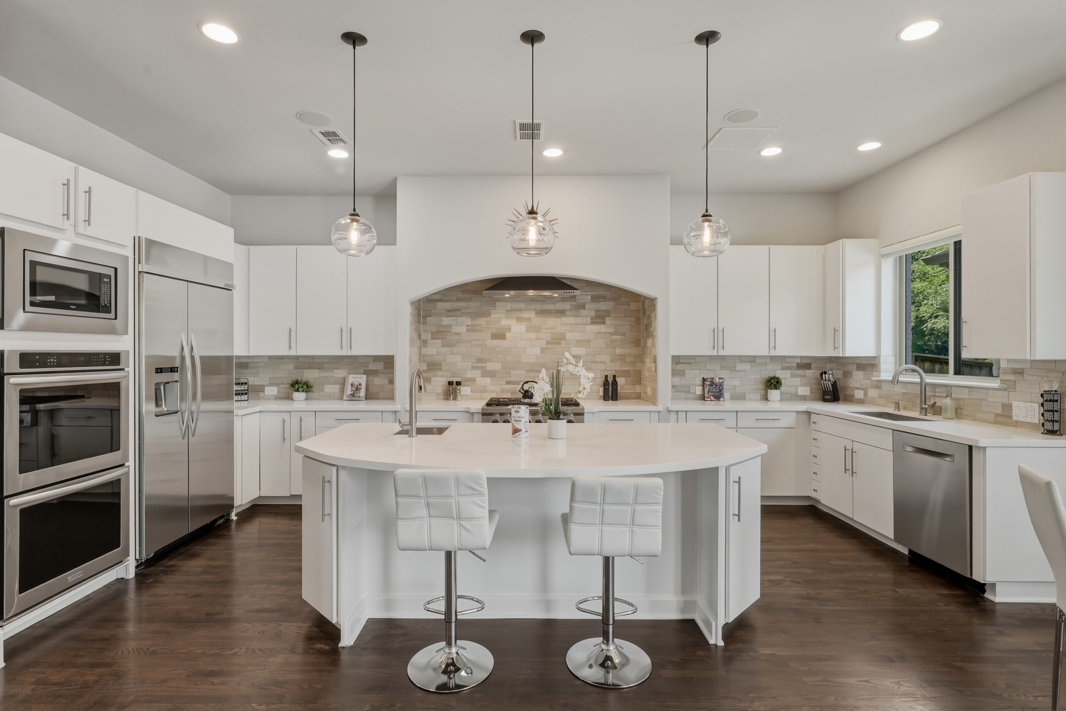 212 Saint Tropez Drive