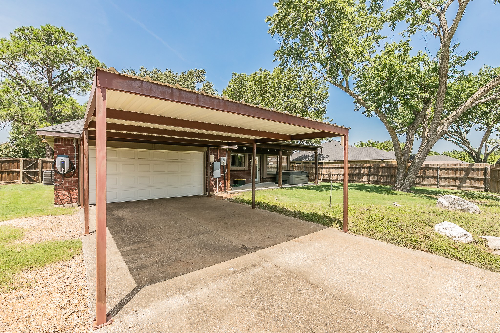 4804 Peach Tree Lane