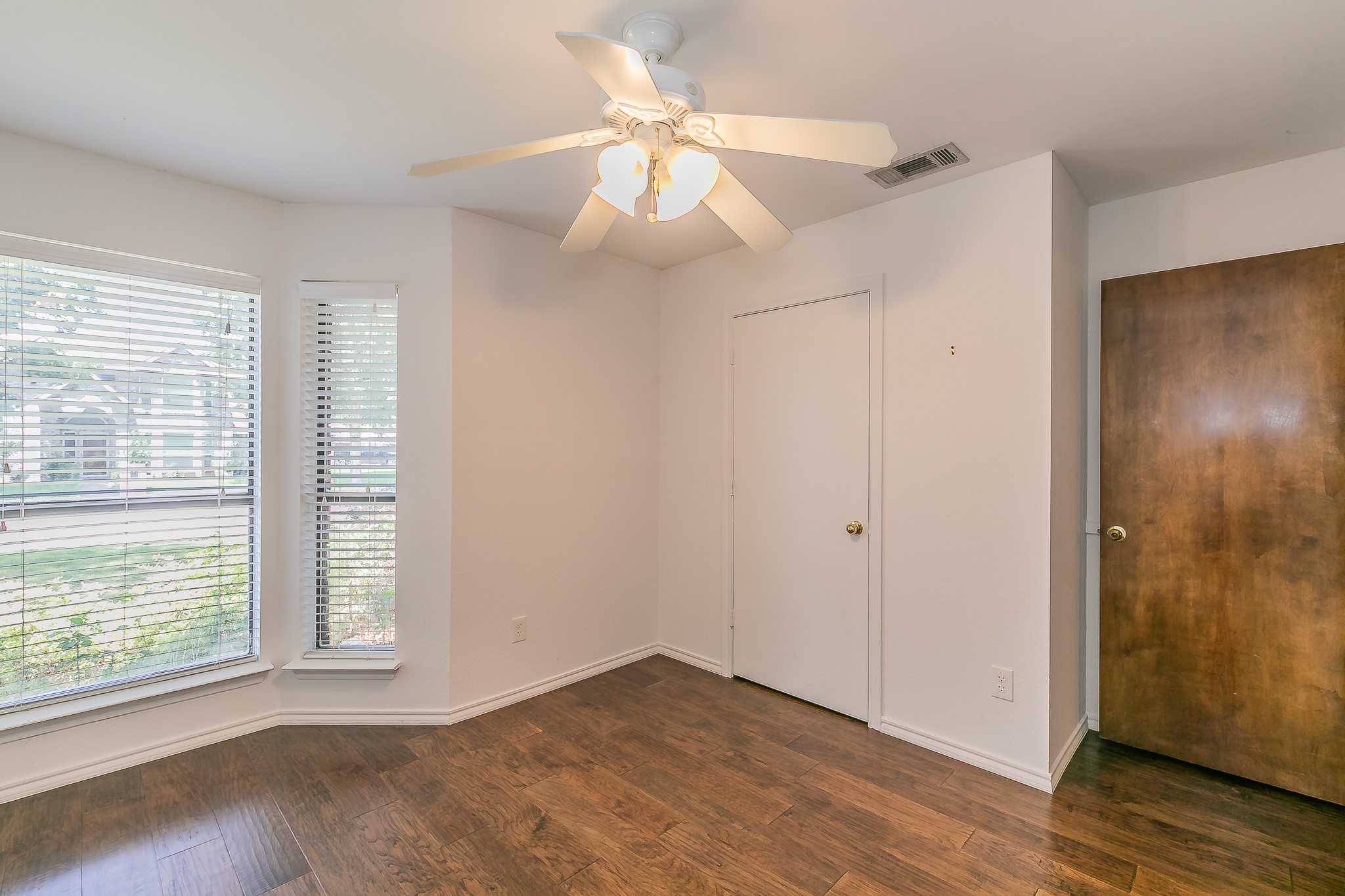 4804 Peach Tree Lane