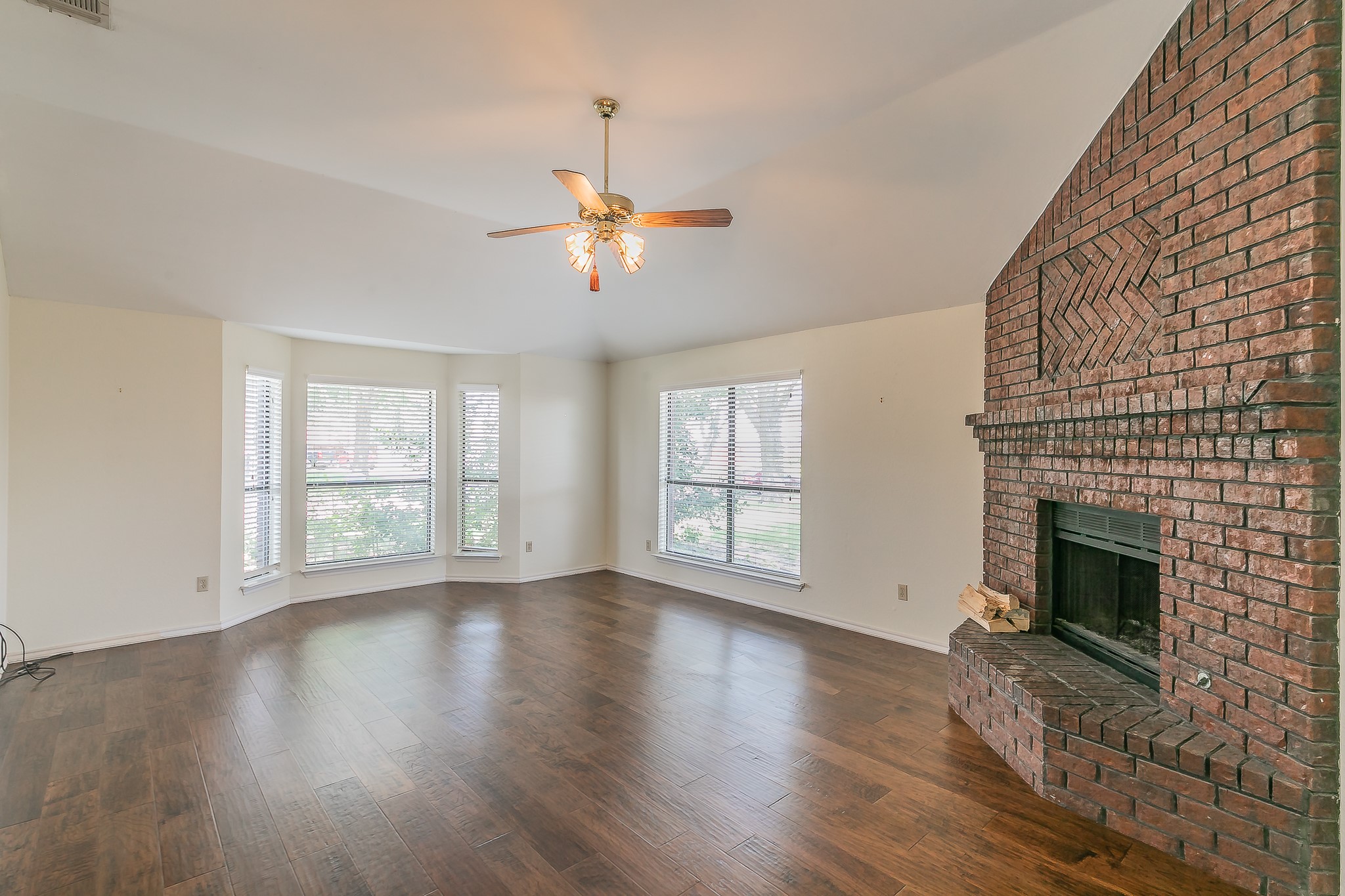 4804 Peach Tree Lane