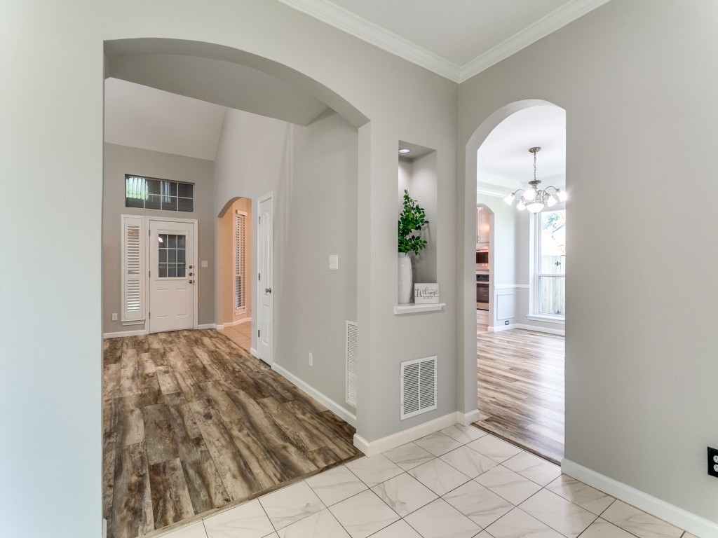 1723 Autumn Ridge Lane