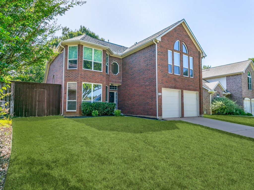 1723 Autumn Ridge Lane