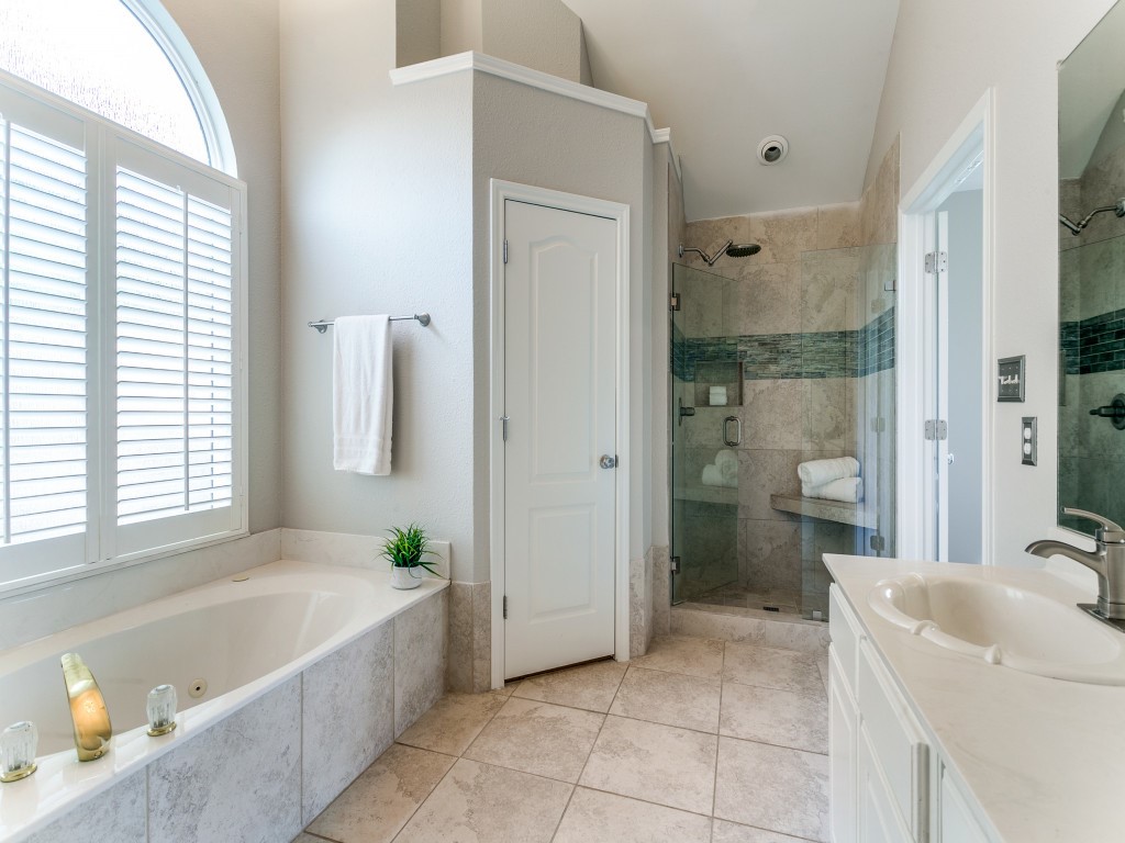 1723 Autumn Ridge Lane